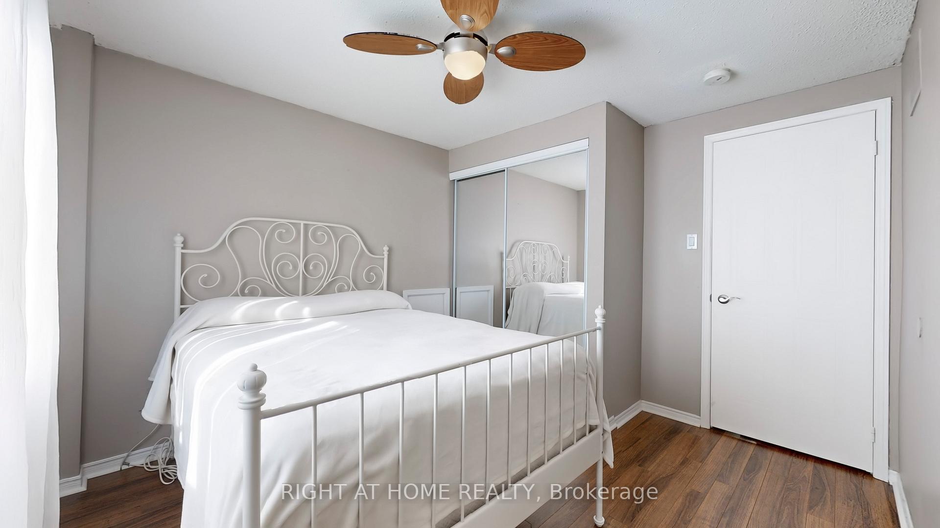 Photo 27 of 38 Redmond Drive, Ajax, Central — HOMEH