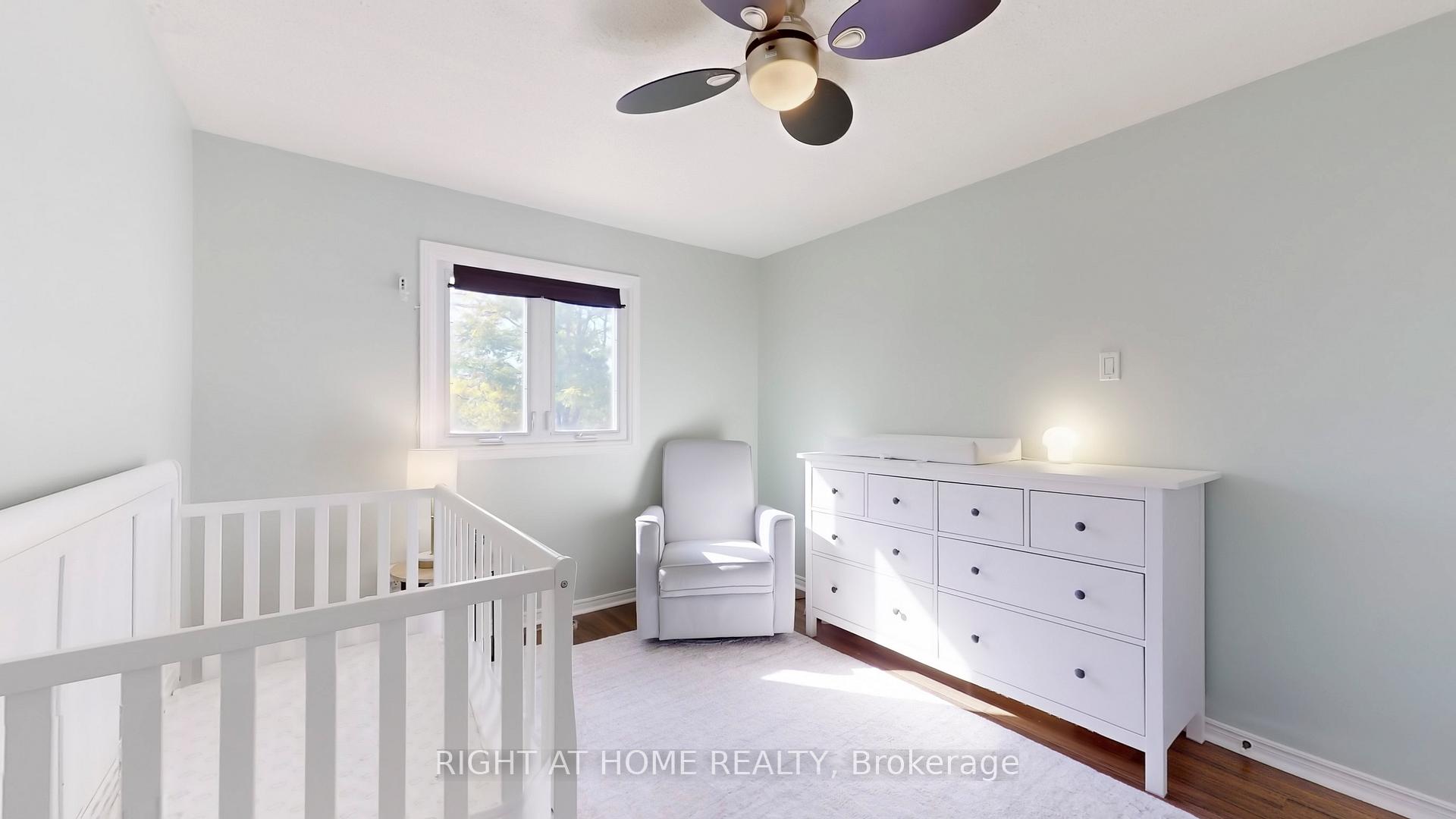 Photo 28 of 38 Redmond Drive, Ajax, Central — HOMEH