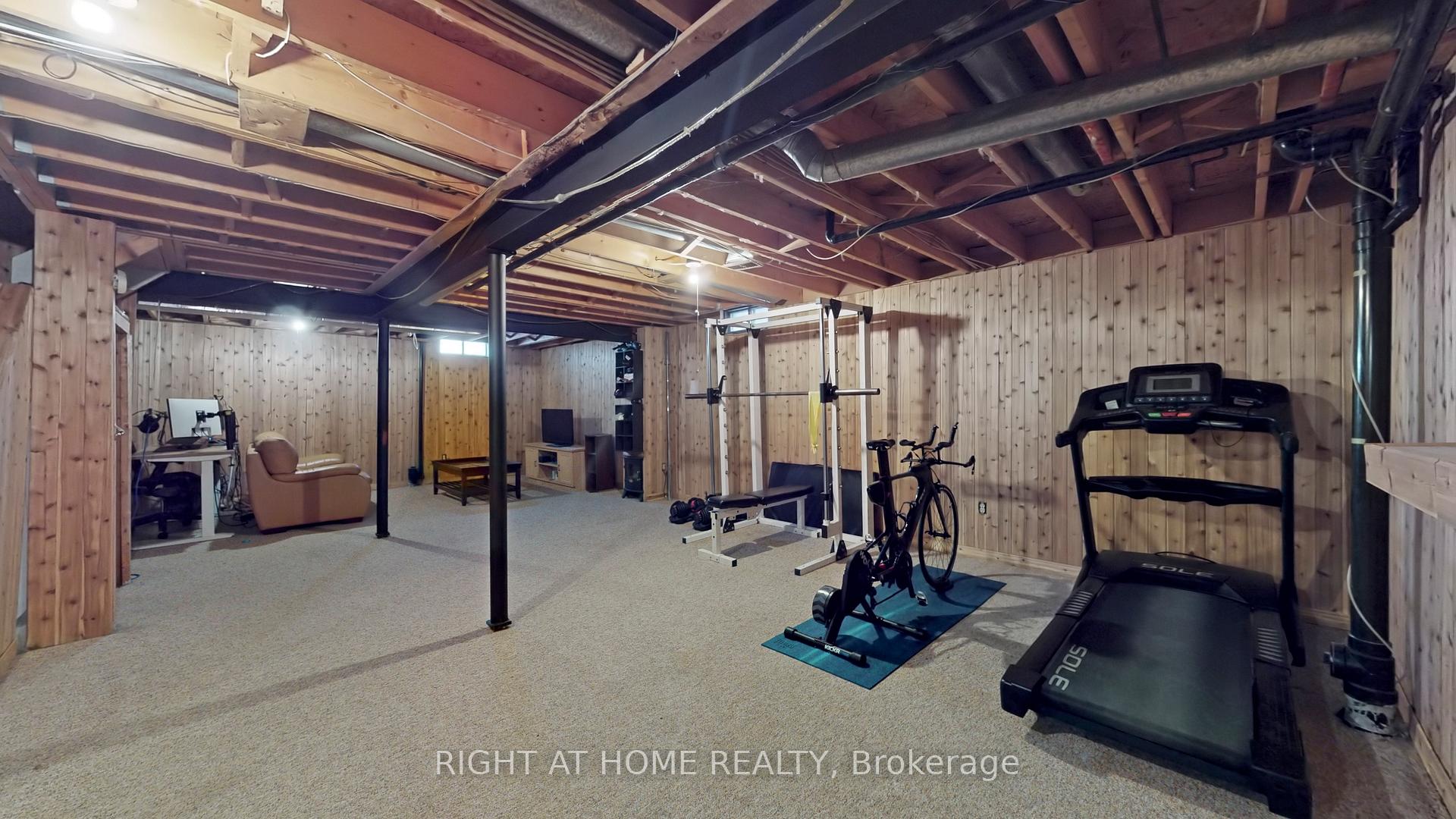 Photo 33 of 38 Redmond Drive, Ajax, Central — HOMEH