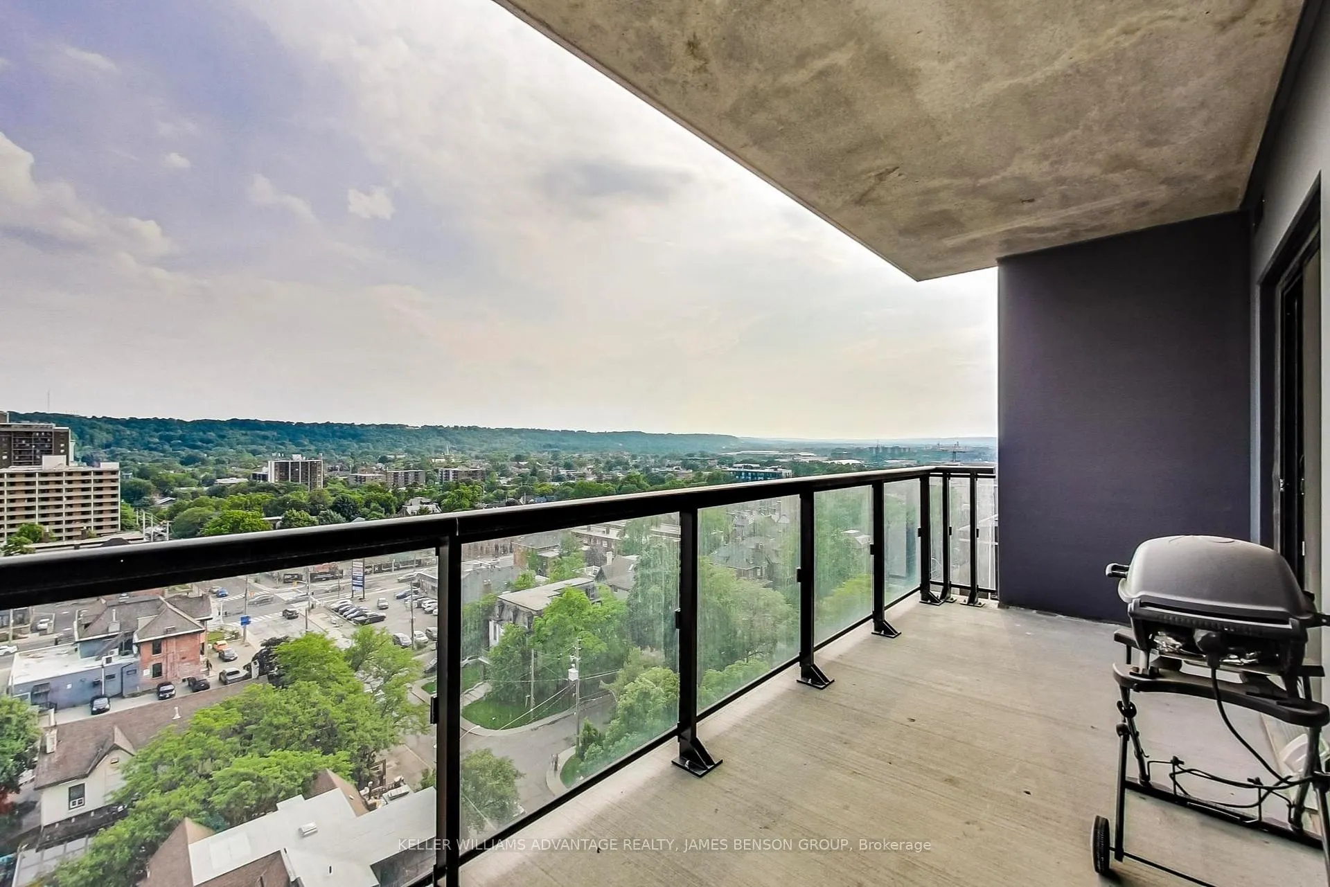Photo 7 of Unit 1202, 15 Queen Street S, Hamilton, Central — HOMEH