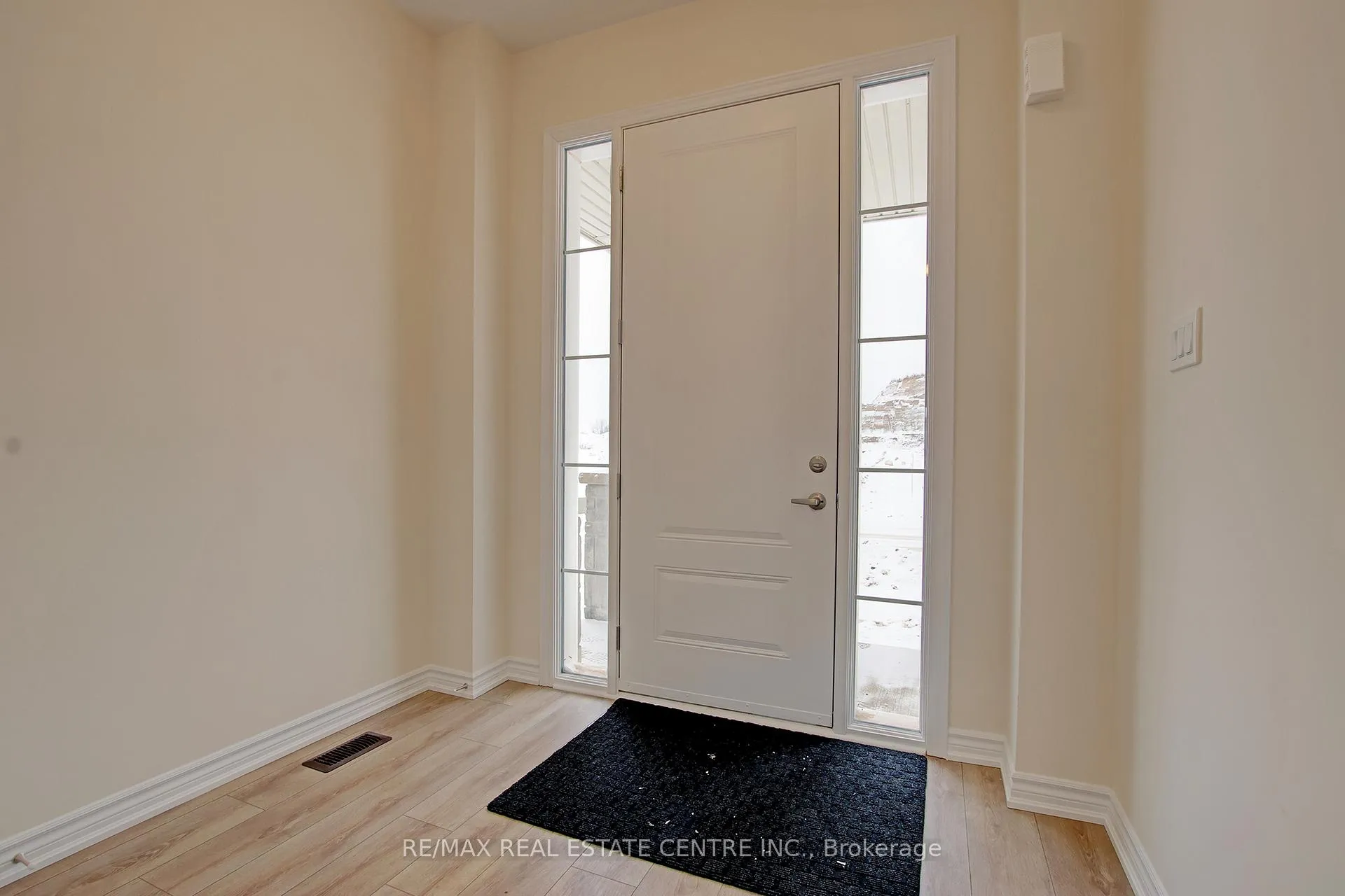 Photo 5 of 133 Gear Avenue, Erin — HOMEH