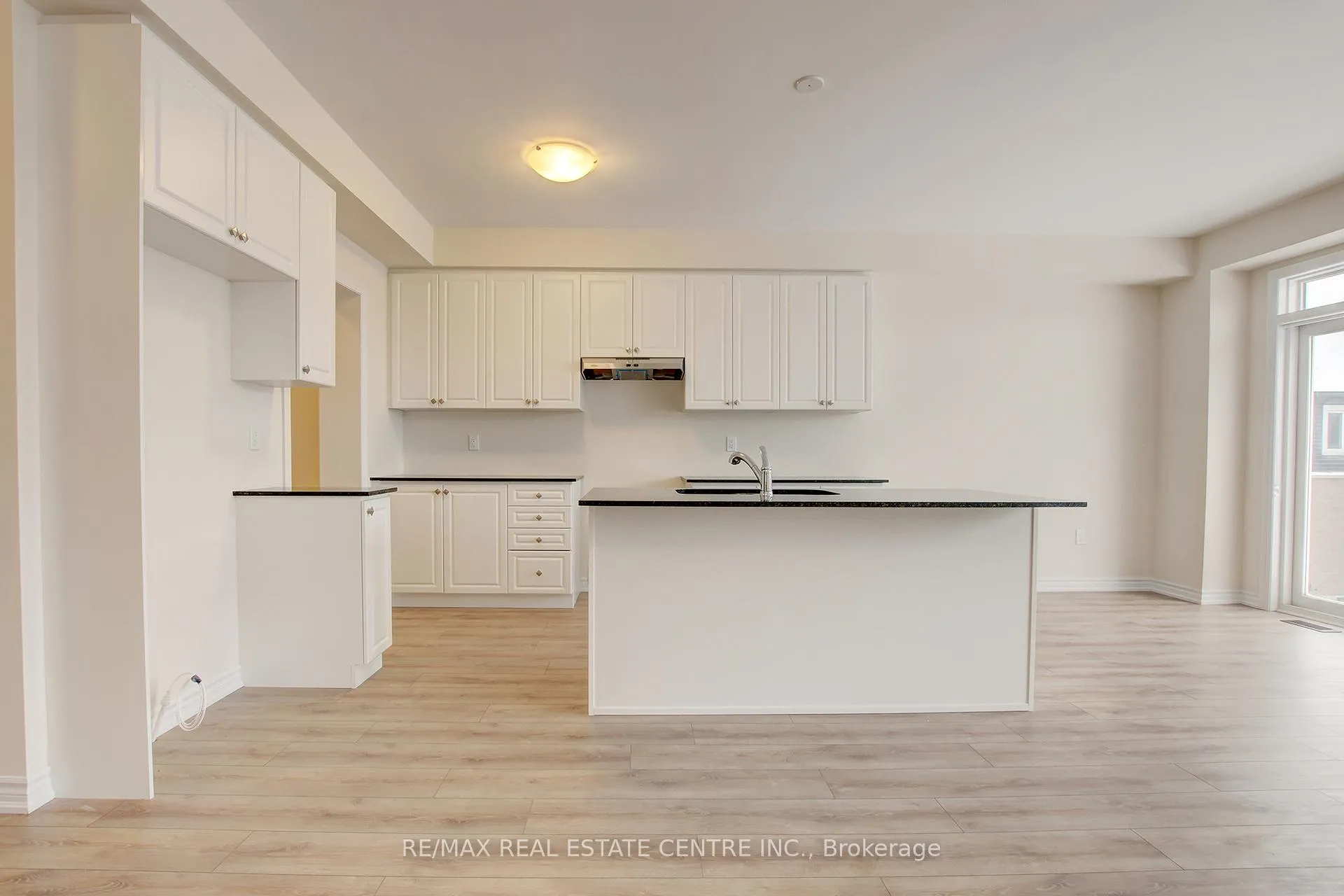 Photo 14 of 133 Gear Avenue, Erin — HOMEH