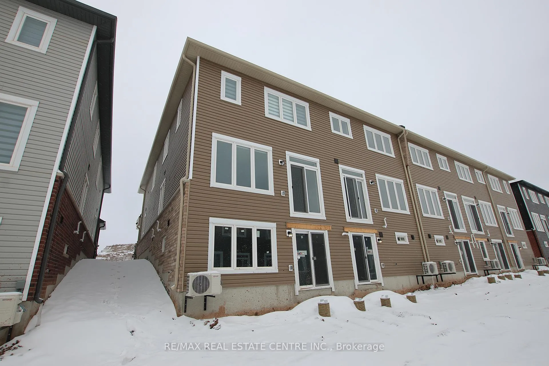 Photo 35 of 133 Gear Avenue, Erin — HOMEH