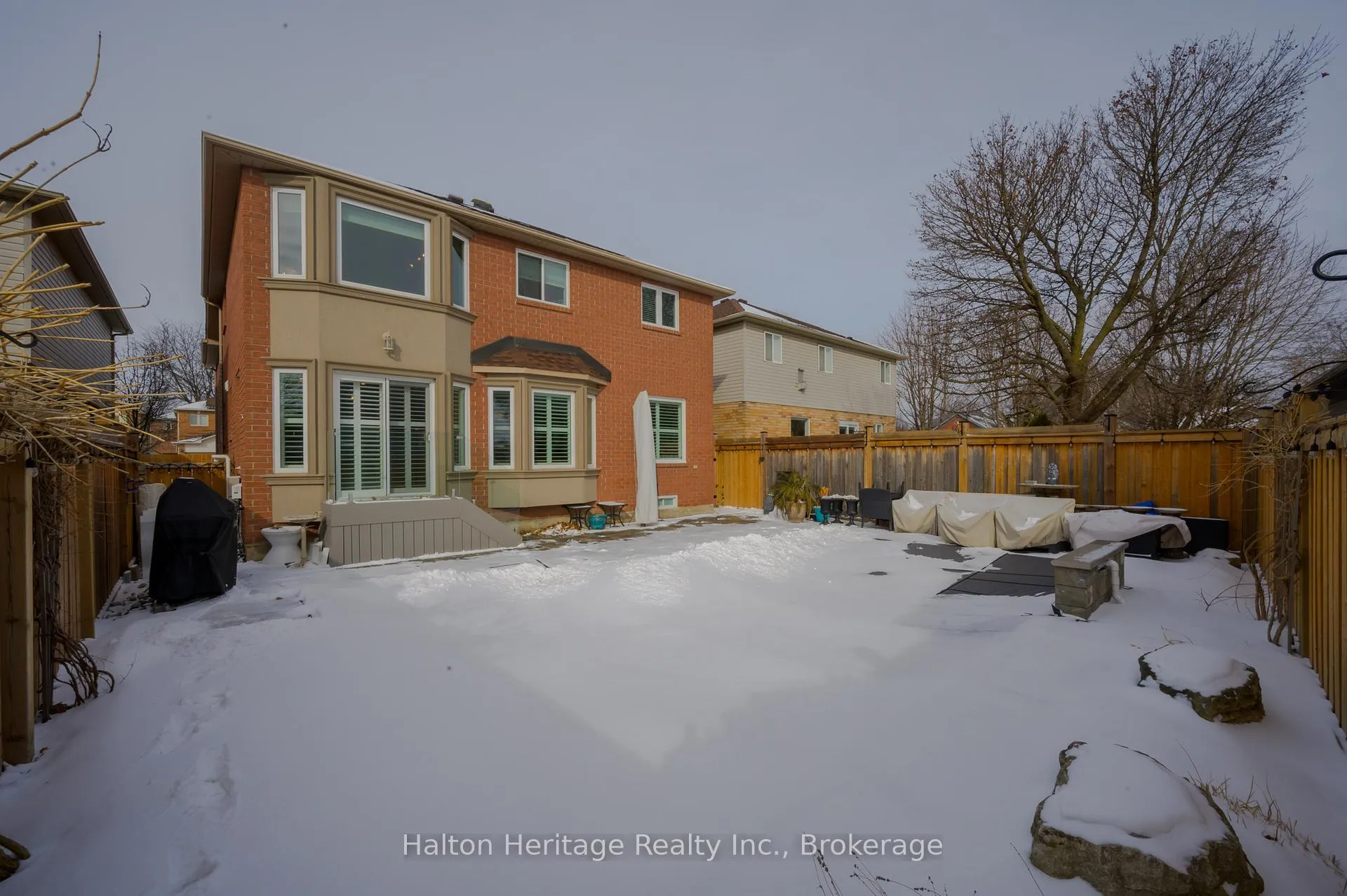 Photo 27 of 32 Waterwheel Crescent, Hamilton, Waterdown — HOMEH