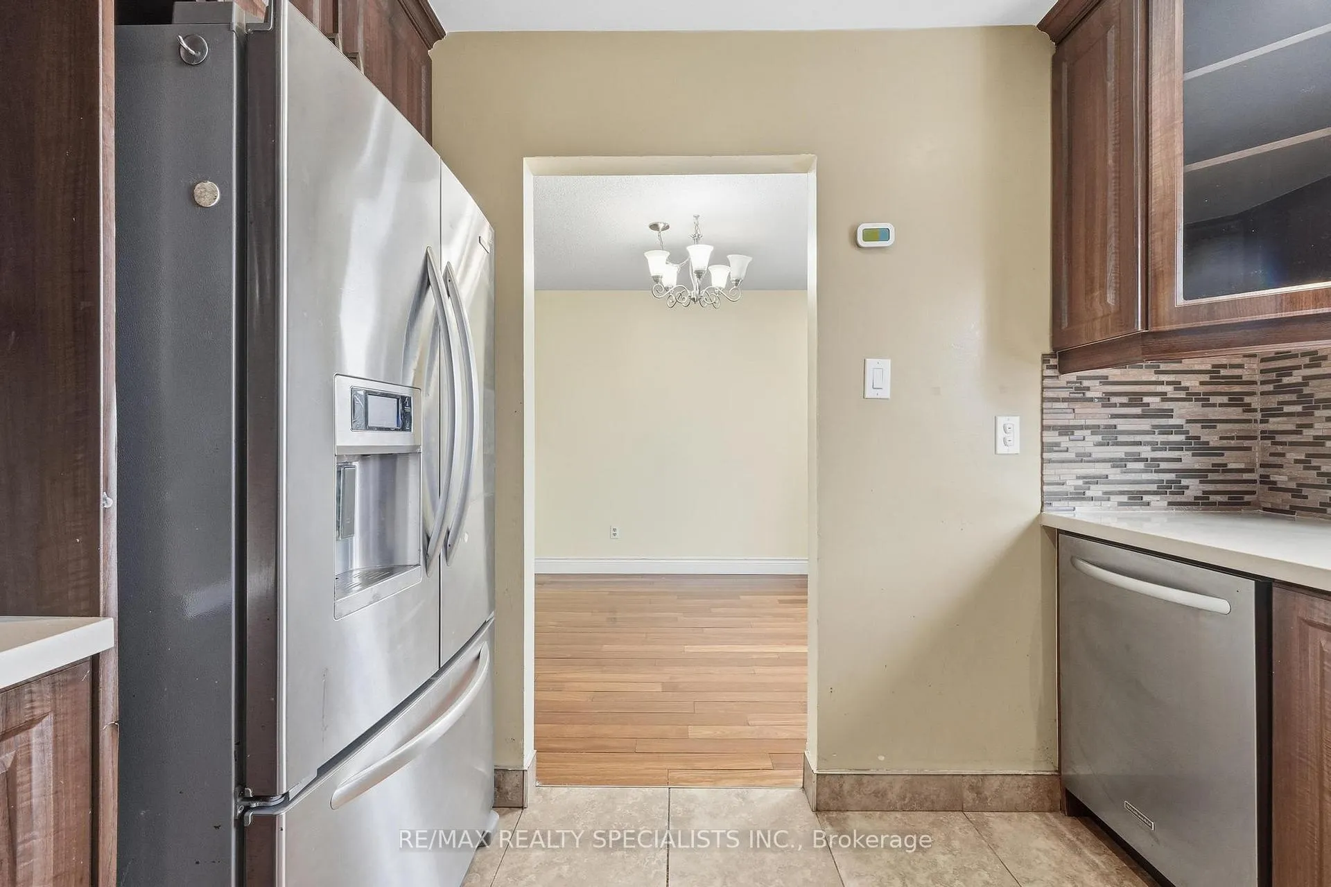 Photo 15 of 29 Fanshawe Drive, Brampton, Heart Lake West — HOMEH