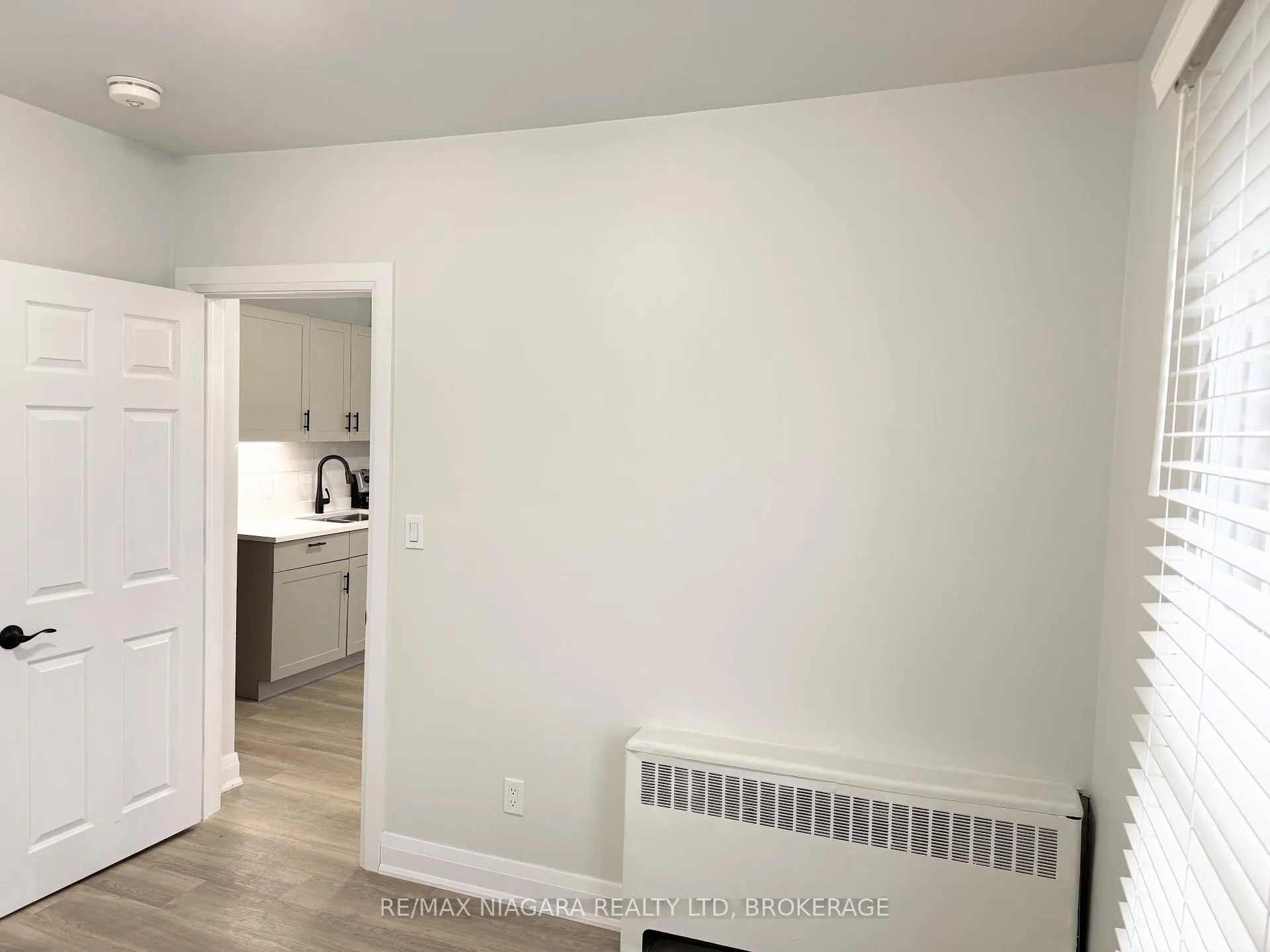 Photo 13 of Unit Unit 6, 4711 River Road, Niagara Falls, Downtown — HOMEH