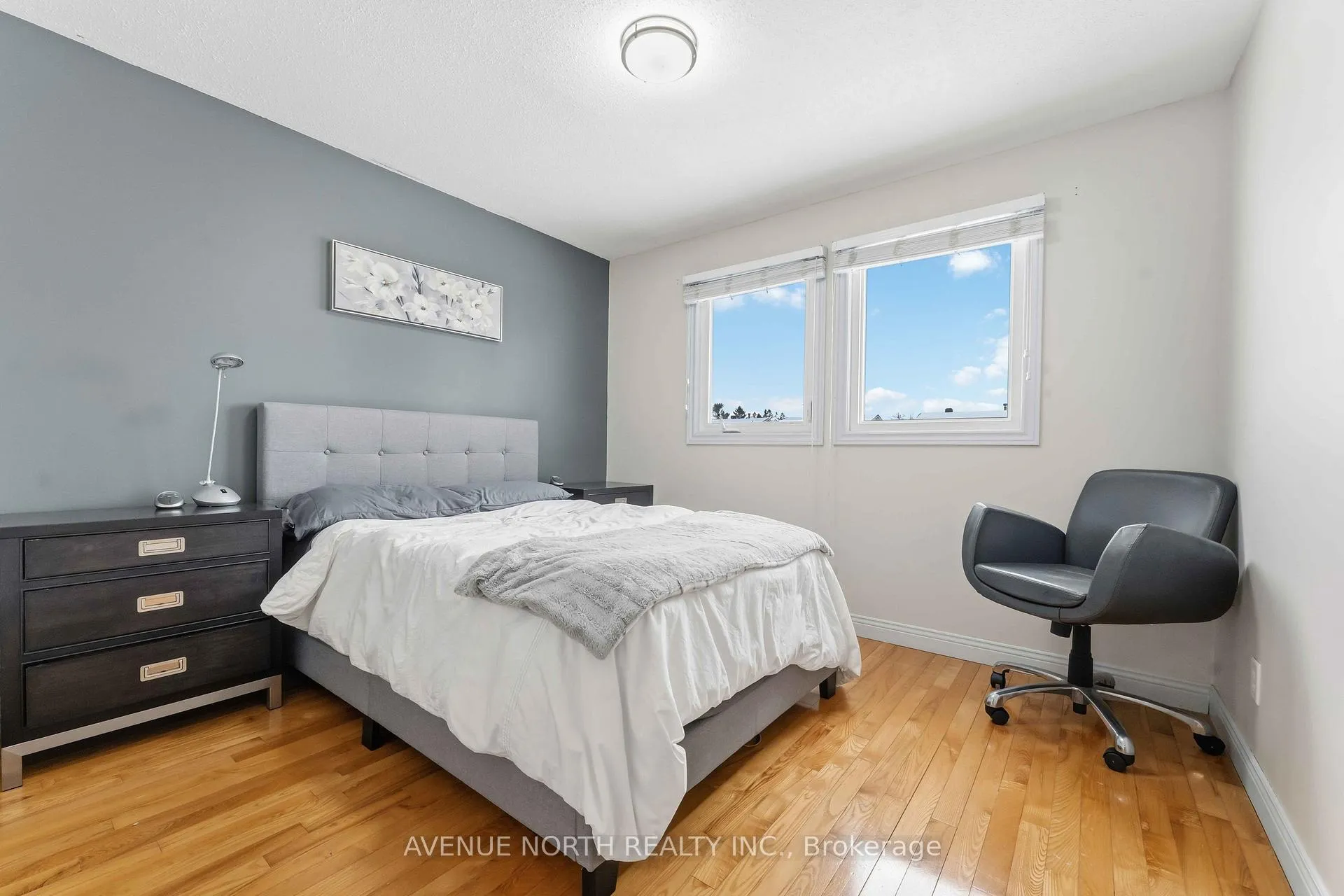 Photo 17 of 1017 Arrowhead Place, Ottawa, Convent Glen — HOMEH