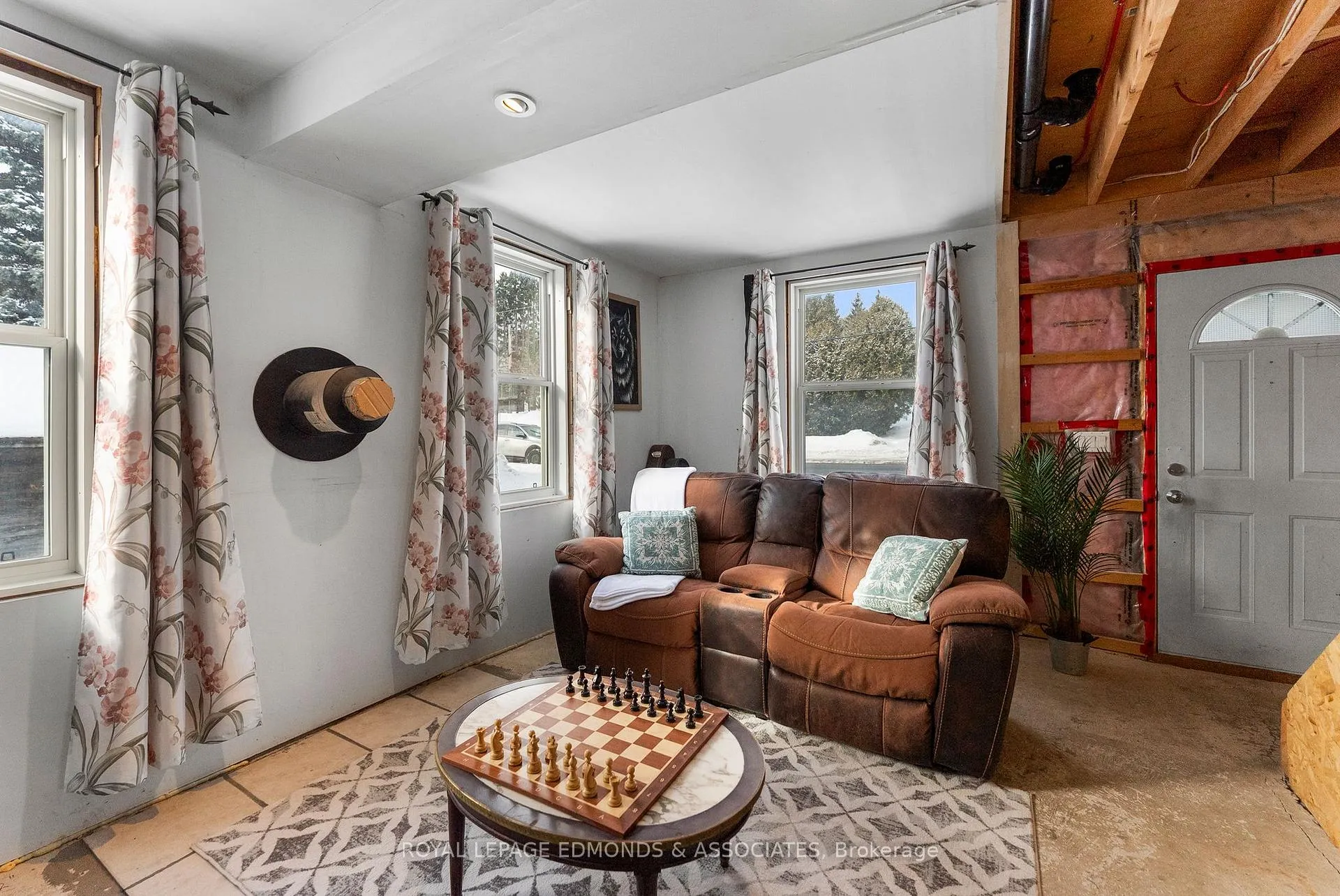 Photo 8 of 107 Bonnechere Street E, Bonnechere Valley, Eganville/Bonnechere Twp — HOMEH