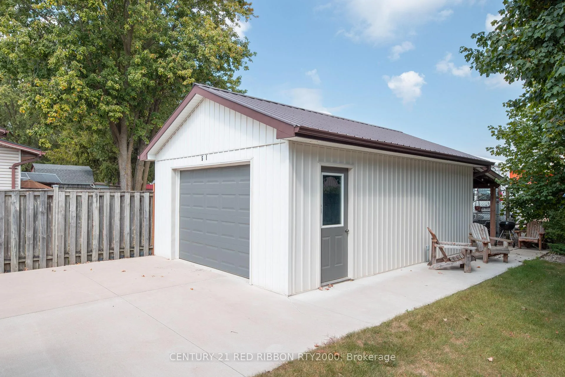 Photo 42 of 51 Queen Street, Strathroy-Caradoc, SE — HOMEH
