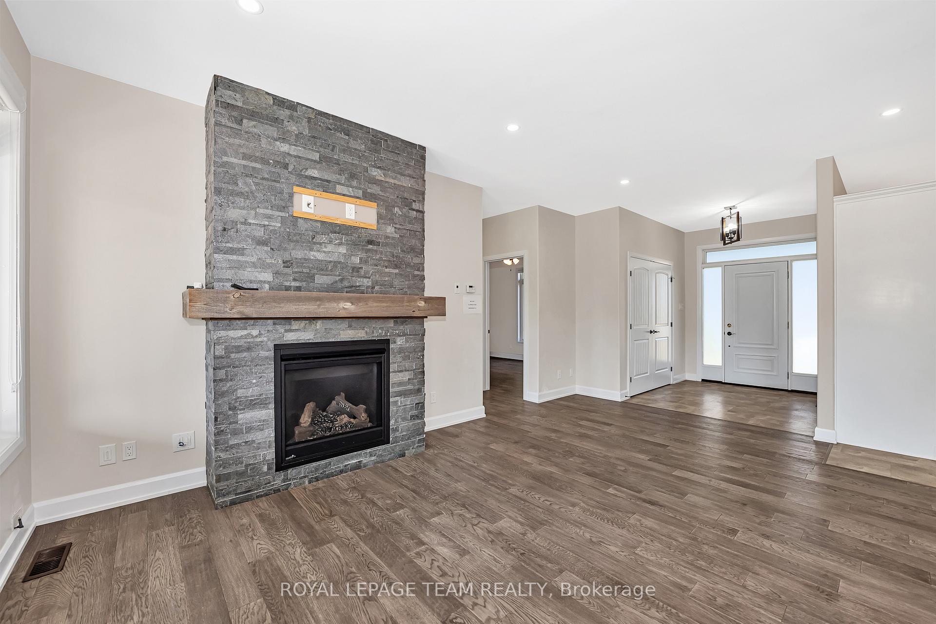 Photo 14 of 2500 Kearns Way, Ottawa, Osgoode Twp North of Reg Rd 6 — HOMEH