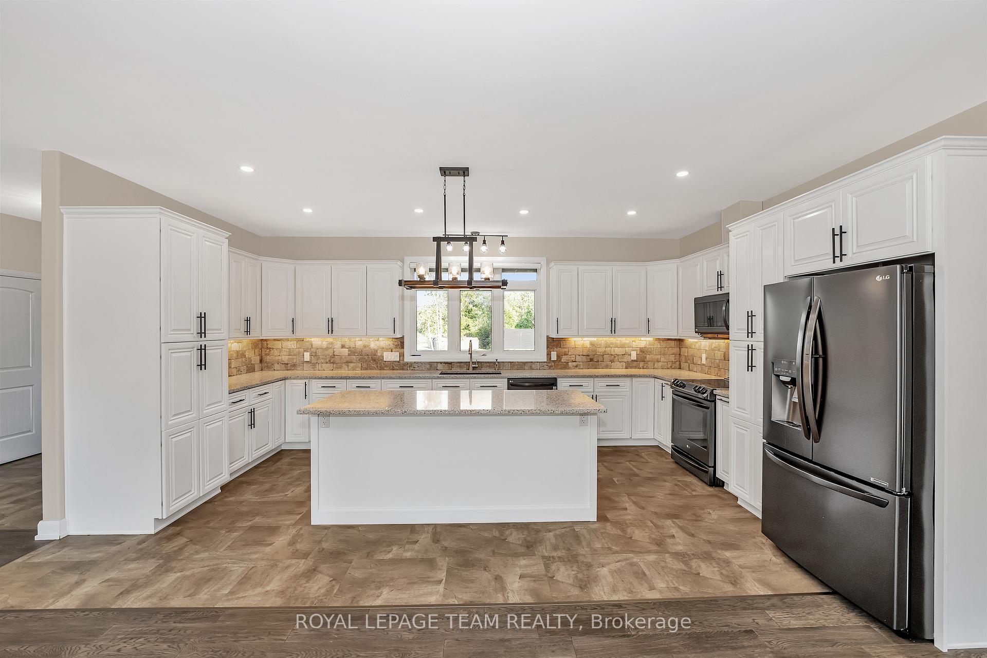 Photo 17 of 2500 Kearns Way, Ottawa, Osgoode Twp North of Reg Rd 6 — HOMEH