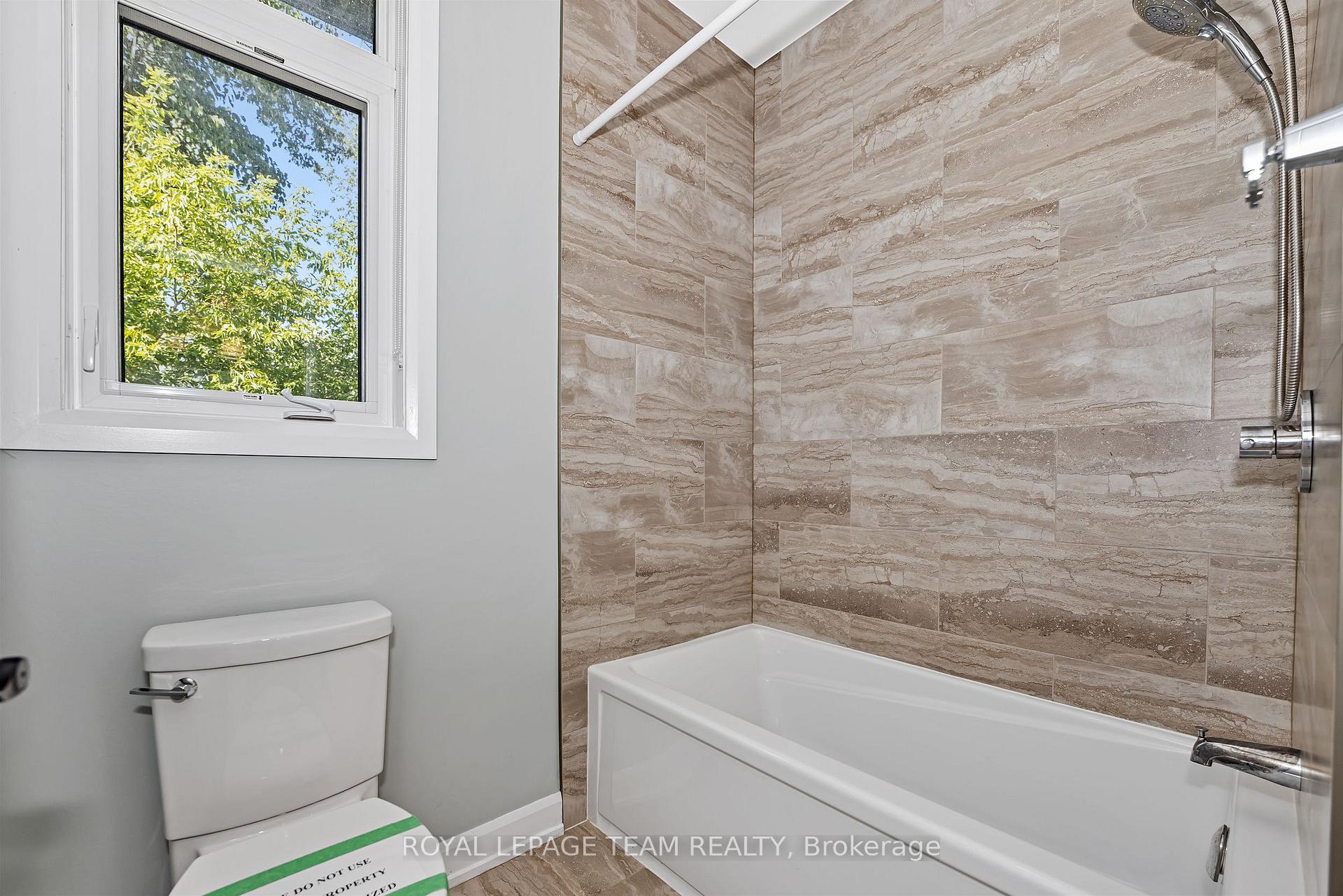Photo 22 of 2500 Kearns Way, Ottawa, Osgoode Twp North of Reg Rd 6 — HOMEH