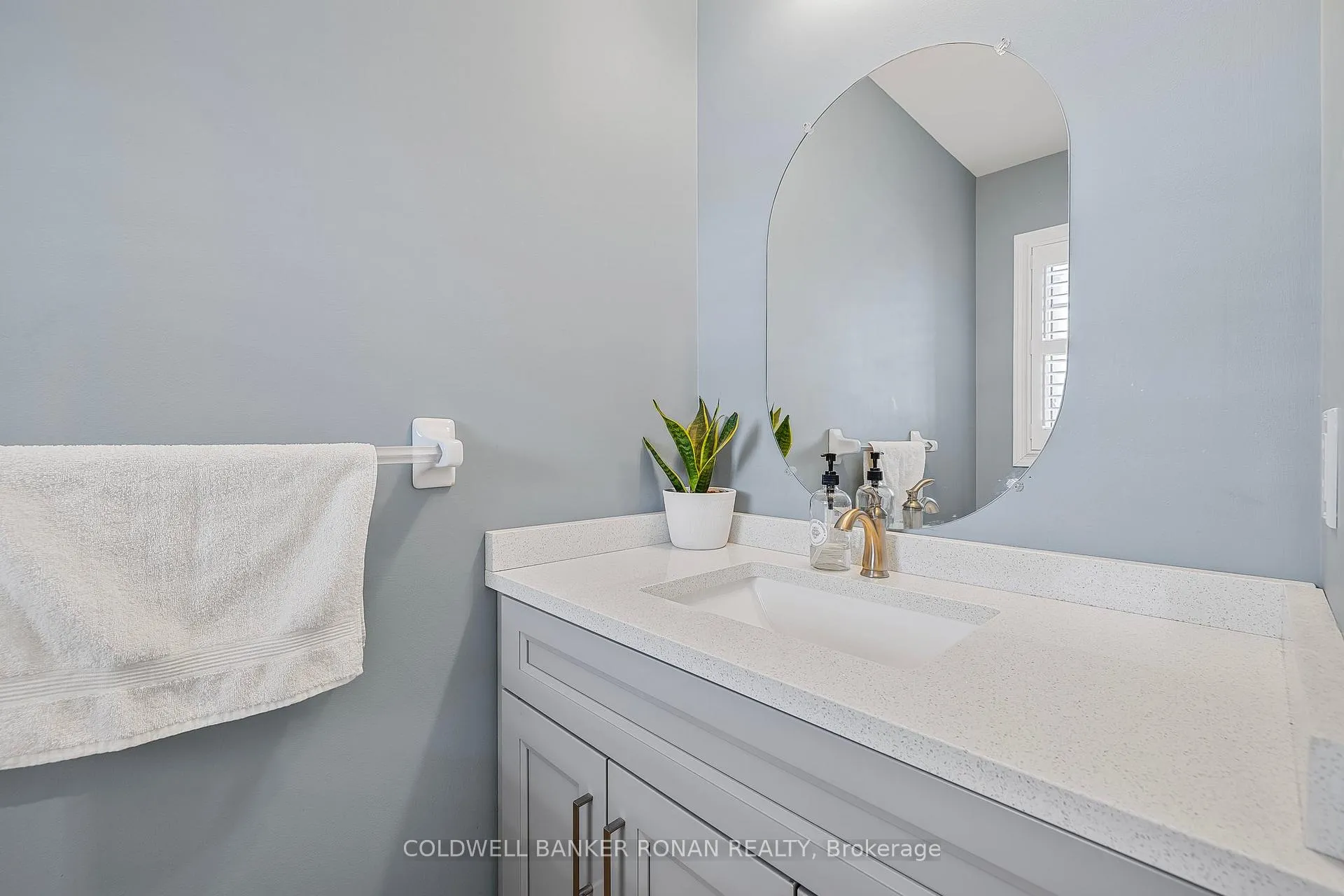 Photo 17 of 7 Ruthven Crescent, New Tecumseth, Alliston — HOMEH