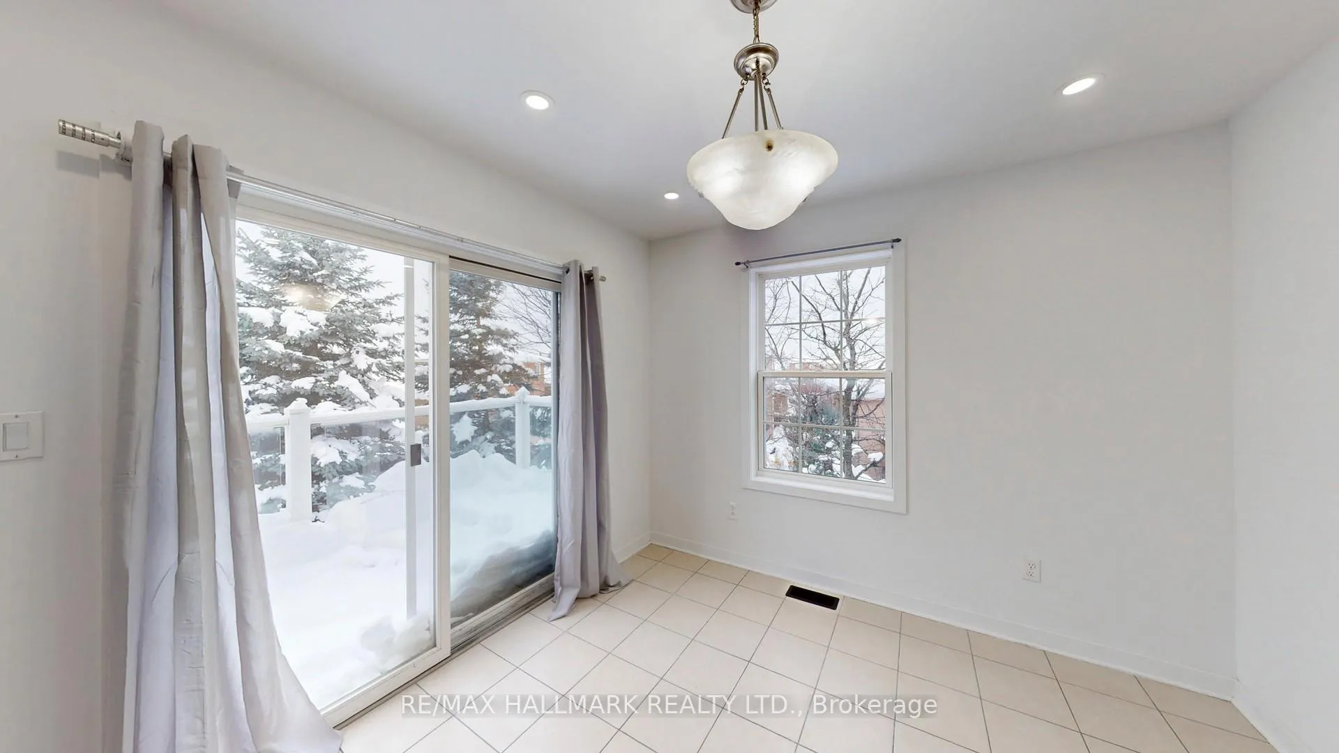 Photo 10 of Unit 24, 91 Coughlin Road, Barrie, Holly — HOMEH