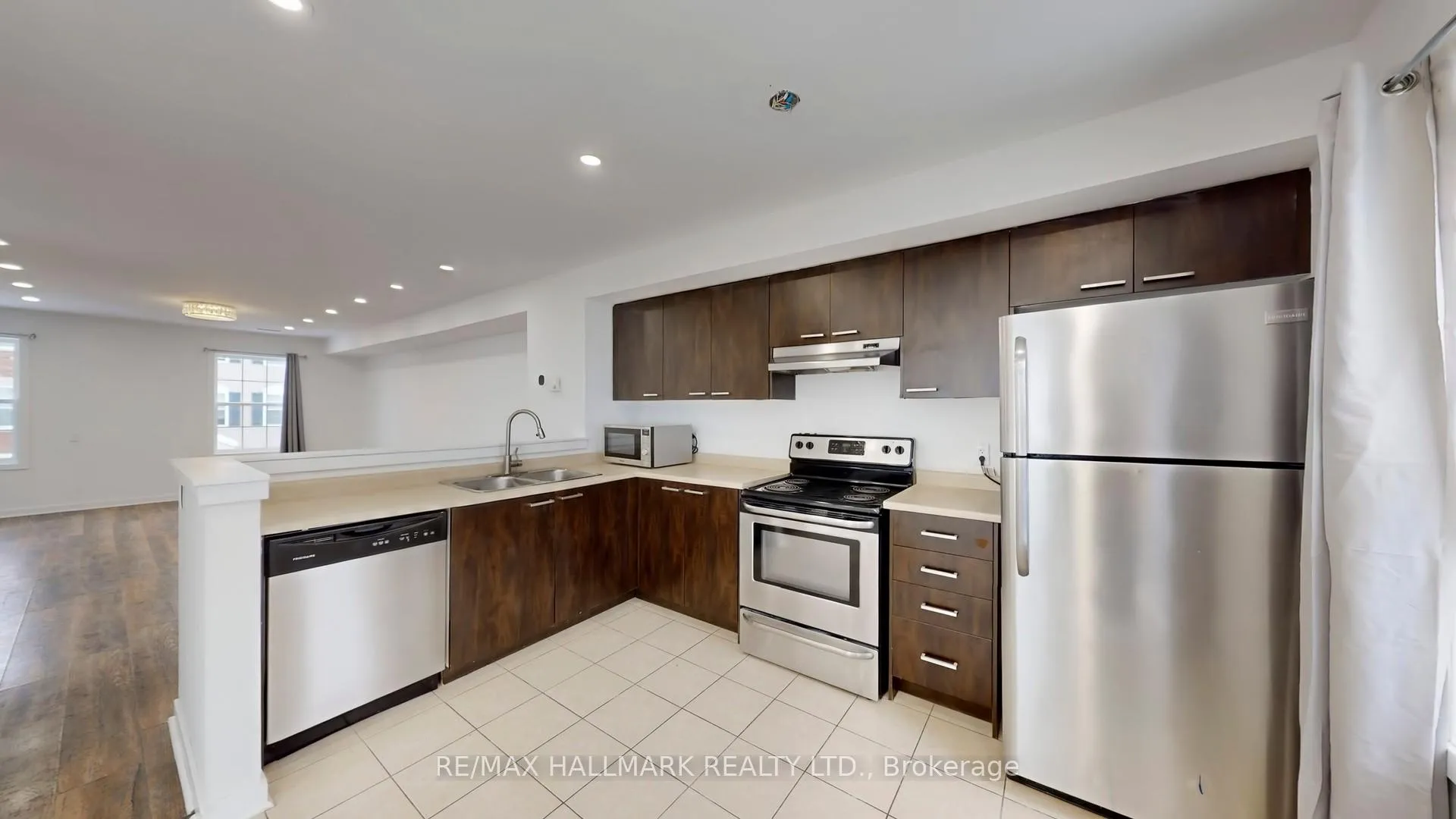 Photo 12 of Unit 24, 91 Coughlin Road, Barrie, Holly — HOMEH