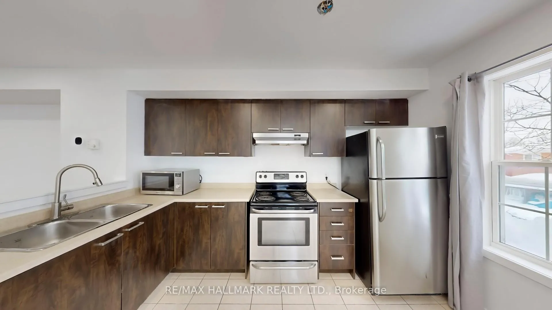 Photo 13 of Unit 24, 91 Coughlin Road, Barrie, Holly — HOMEH