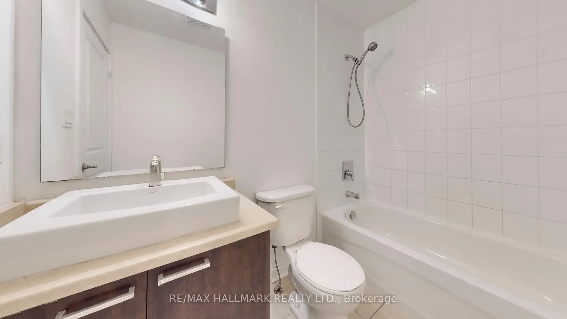 Photo 34 of Unit 24, 91 Coughlin Road, Barrie, Holly — HOMEH