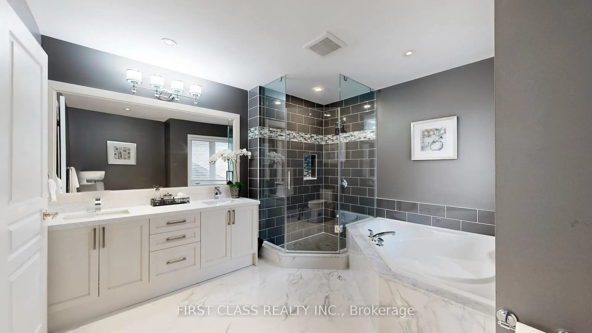 Photo 24 of 43 Calico Crescent, Markham, Cachet — HOMEH