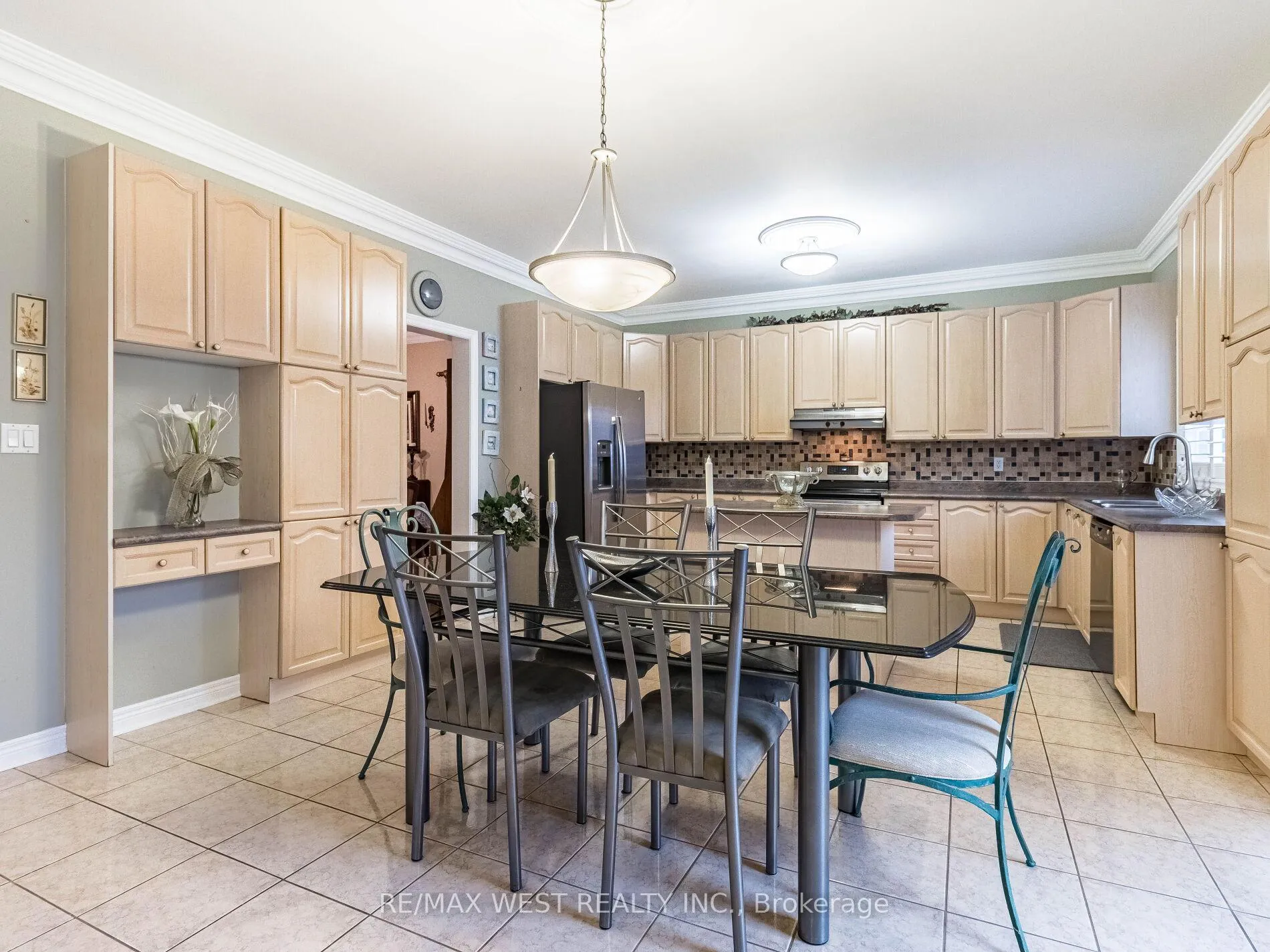 Photo 14 of 23 Sunset Ridge, Vaughan, Sonoma Heights — HOMEH