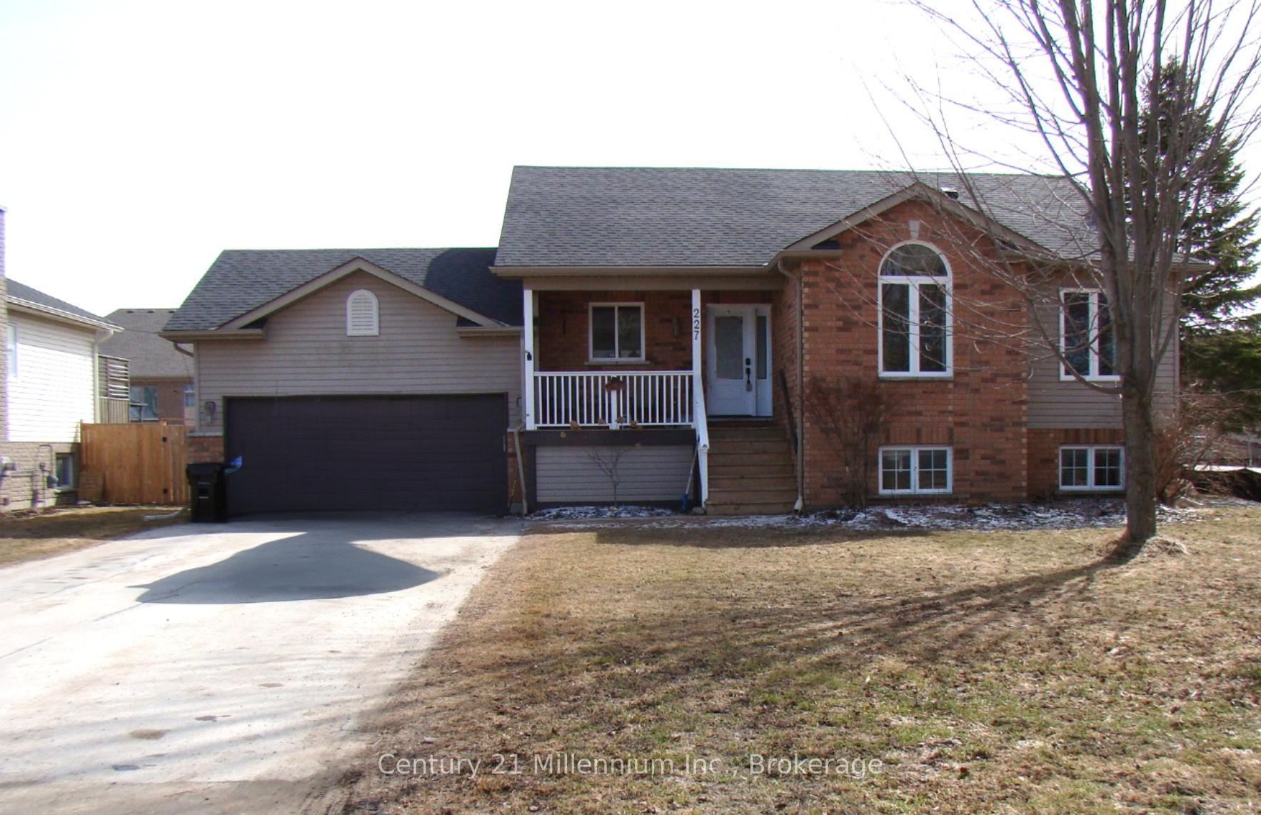 Photo 1 of 227 Margaret Street, Clearview, Stayner — HOMEH