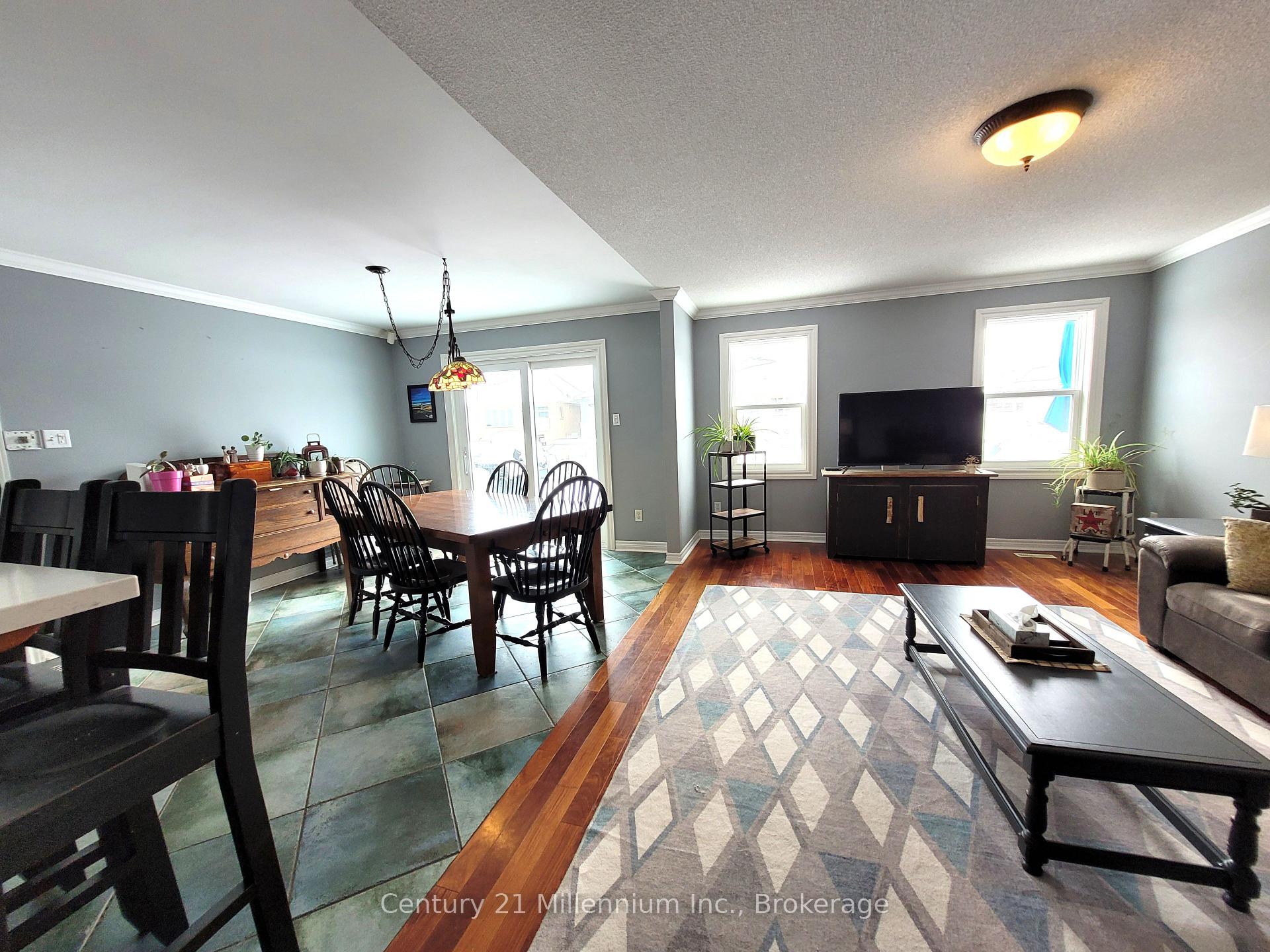 Photo 8 of 227 Margaret Street, Clearview, Stayner — HOMEH