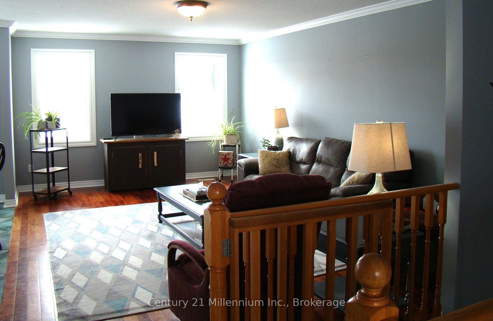 Photo 10 of 227 Margaret Street, Clearview, Stayner — HOMEH