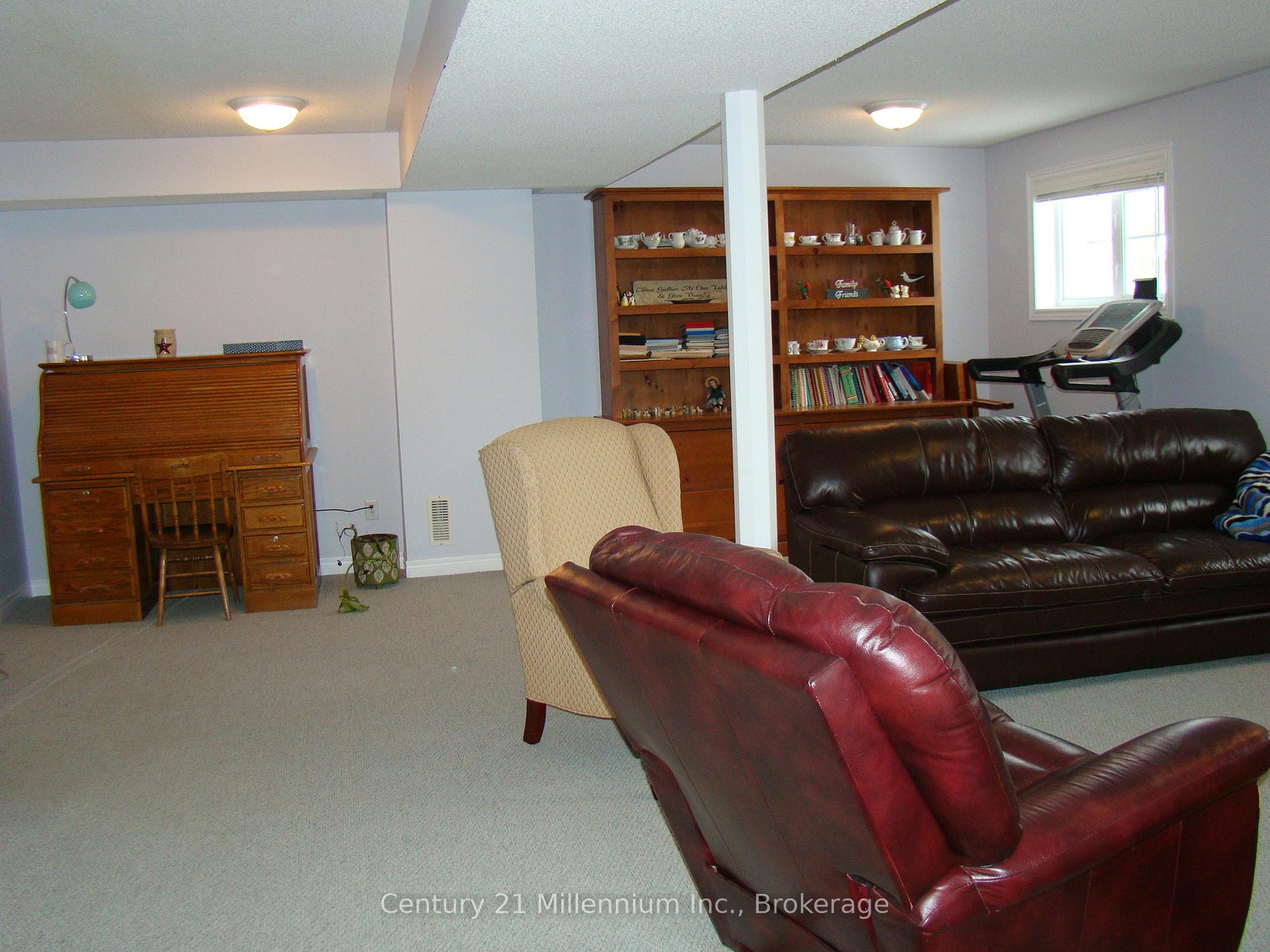 Photo 24 of 227 Margaret Street, Clearview, Stayner — HOMEH
