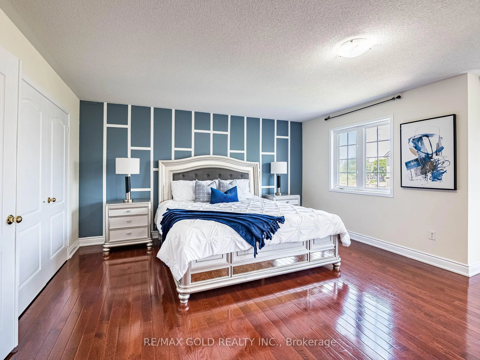 Photo 22 of 36 Treegrove Crescent, Brampton, Fletcher's Meadow — HOMEH
