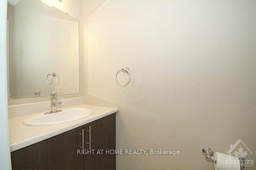 Photo 11 of 145 Popplewell Crescent, Ottawa, Barrhaven - Cedargrove/Fraserdale — HOMEH