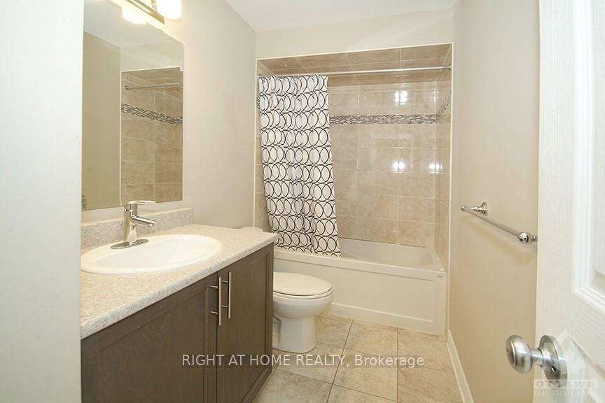 Photo 16 of 145 Popplewell Crescent, Ottawa, Barrhaven - Cedargrove/Fraserdale — HOMEH