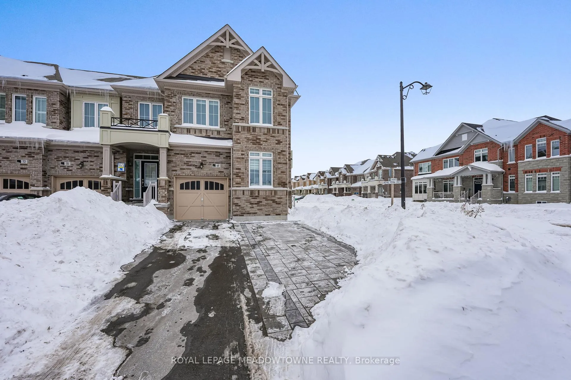 Photo 3 of 68 Tundra Road, Caledon, Rural Caledon — HOMEH