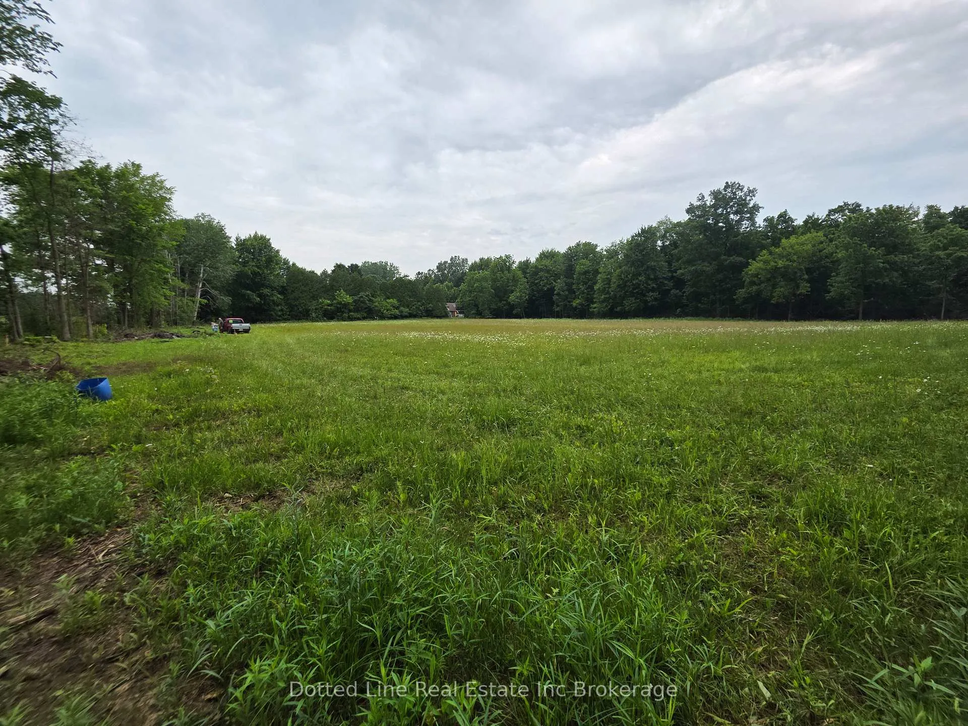 Photo 2 of 30101 Peter Road, Chatham-Kent, Chatham — HOMEH