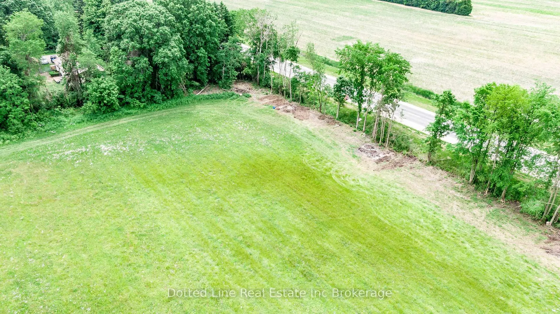 Photo 7 of 30101 Peter Road, Chatham-Kent, Chatham — HOMEH