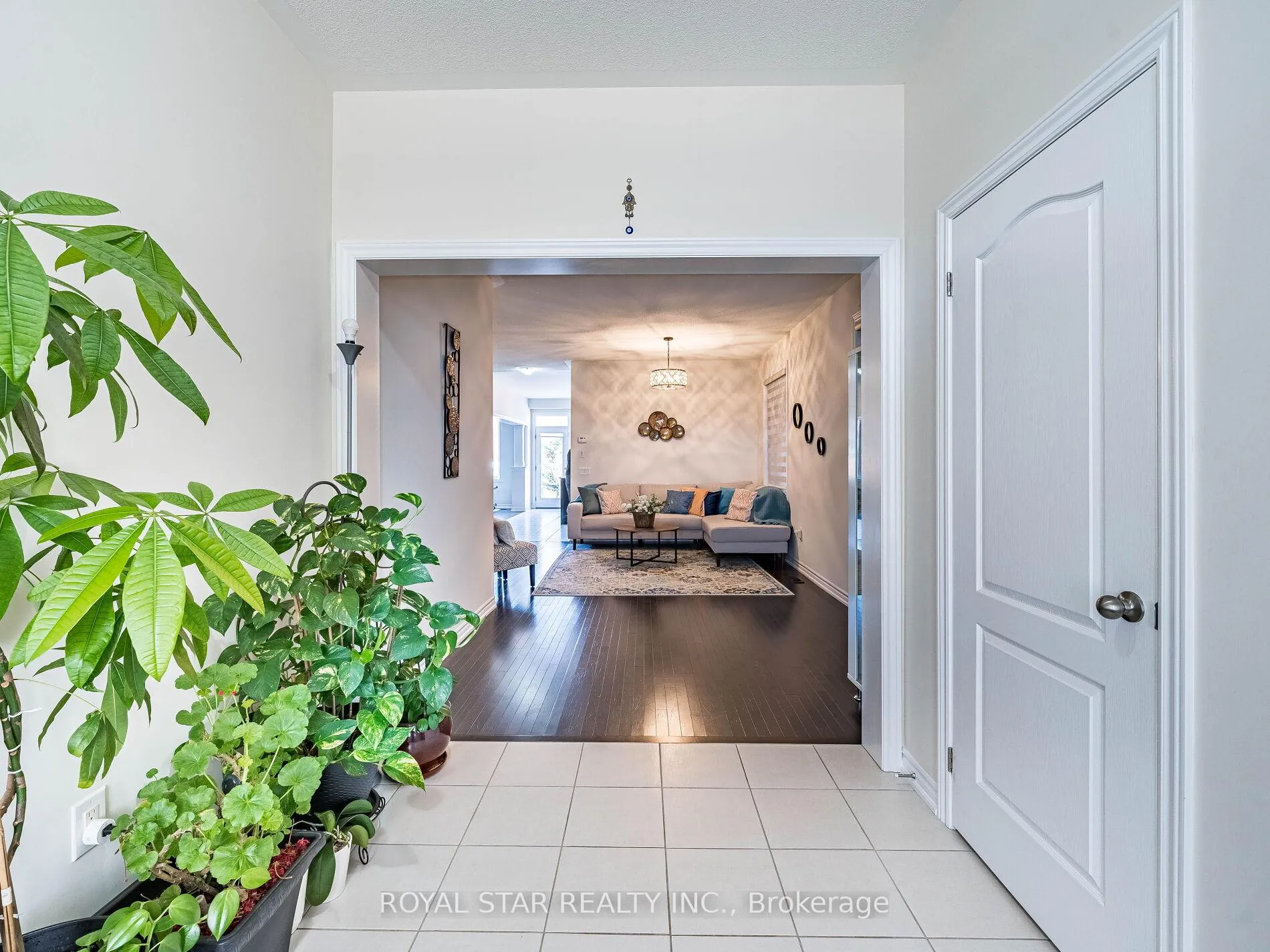 Photo 5 of 178 Newhouse Boulevard, Caledon, Rural Caledon — HOMEH