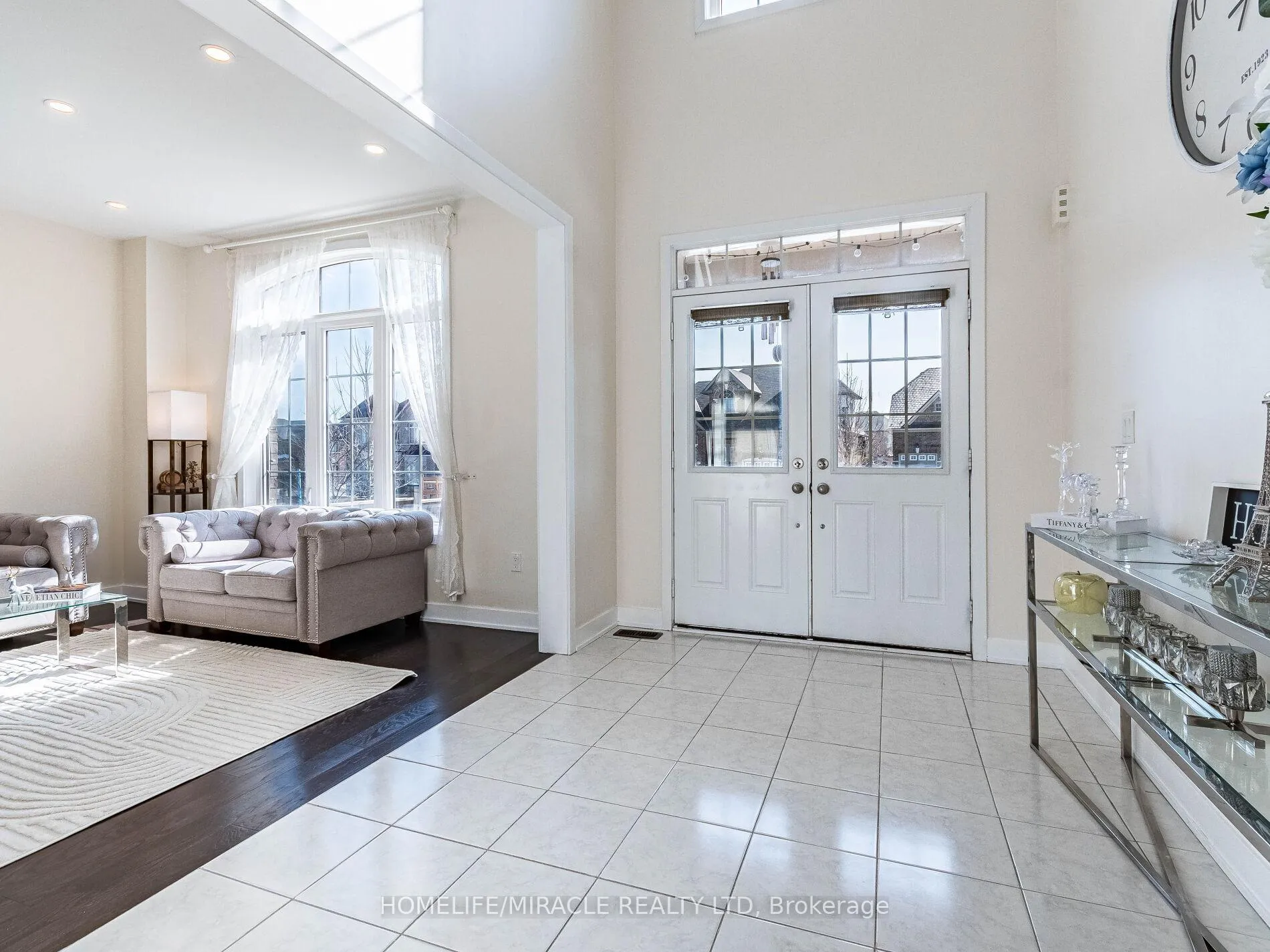 Photo 12 of 10 Buckles Court, Clarington, Newcastle — HOMEH