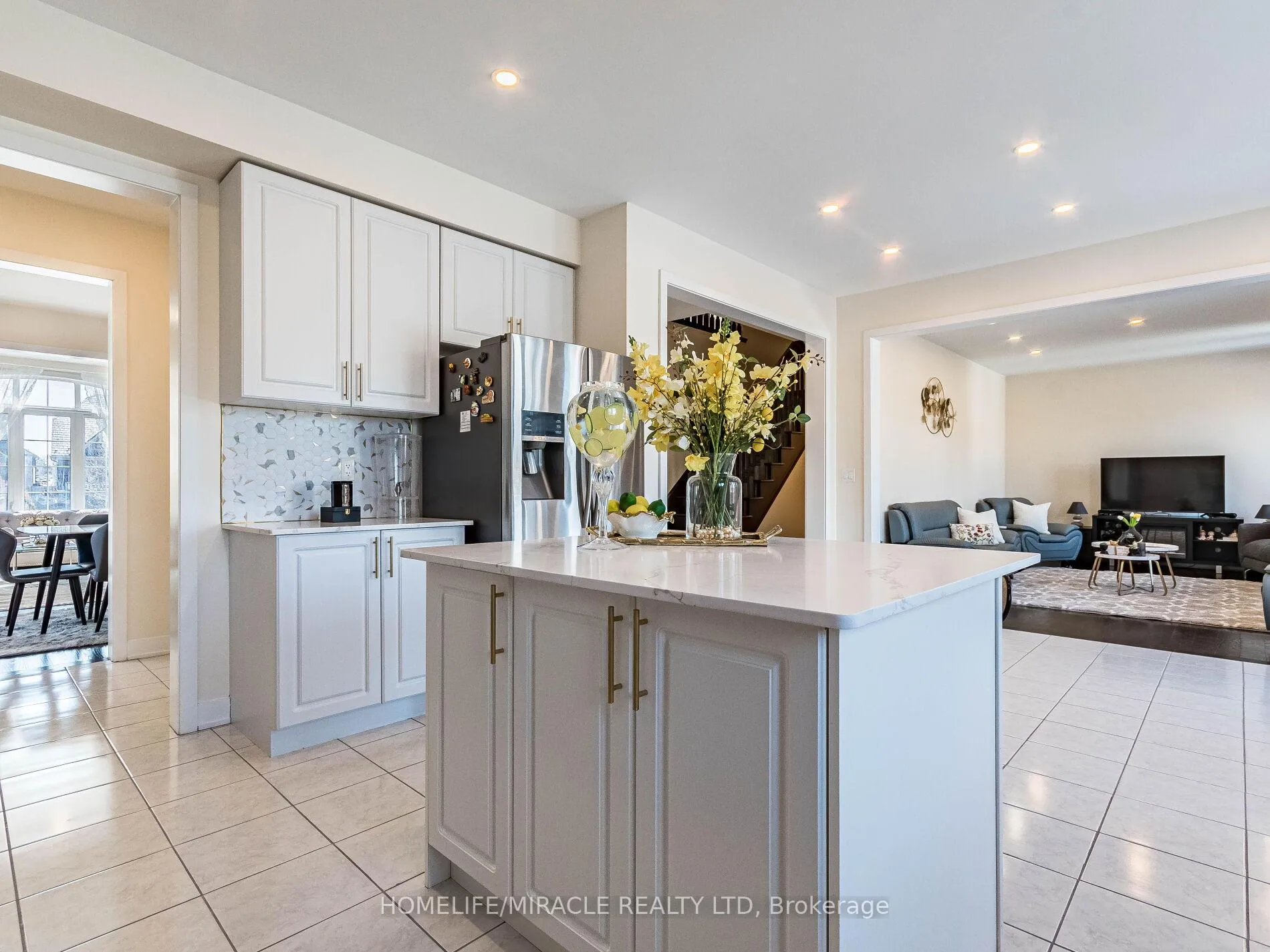 Photo 18 of 10 Buckles Court, Clarington, Newcastle — HOMEH