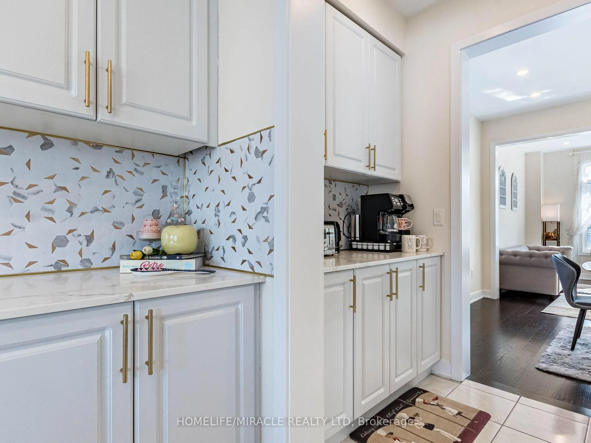 Photo 20 of 10 Buckles Court, Clarington, Newcastle — HOMEH