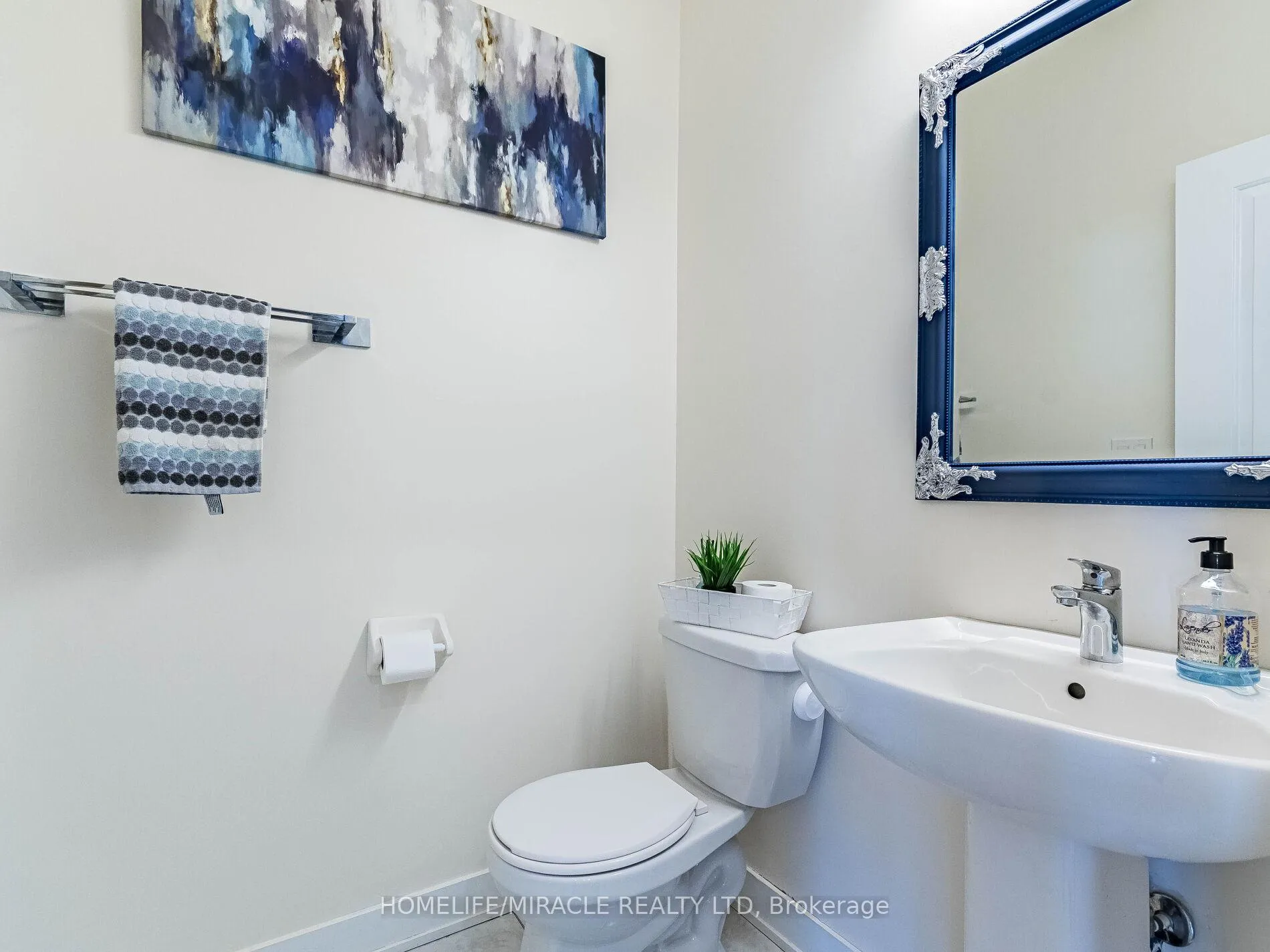 Photo 26 of 10 Buckles Court, Clarington, Newcastle — HOMEH