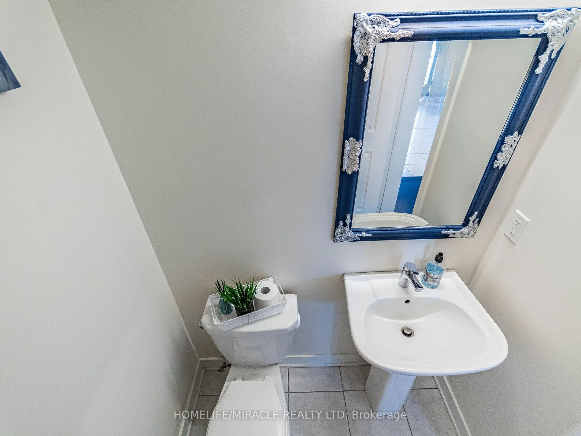 Photo 27 of 10 Buckles Court, Clarington, Newcastle — HOMEH