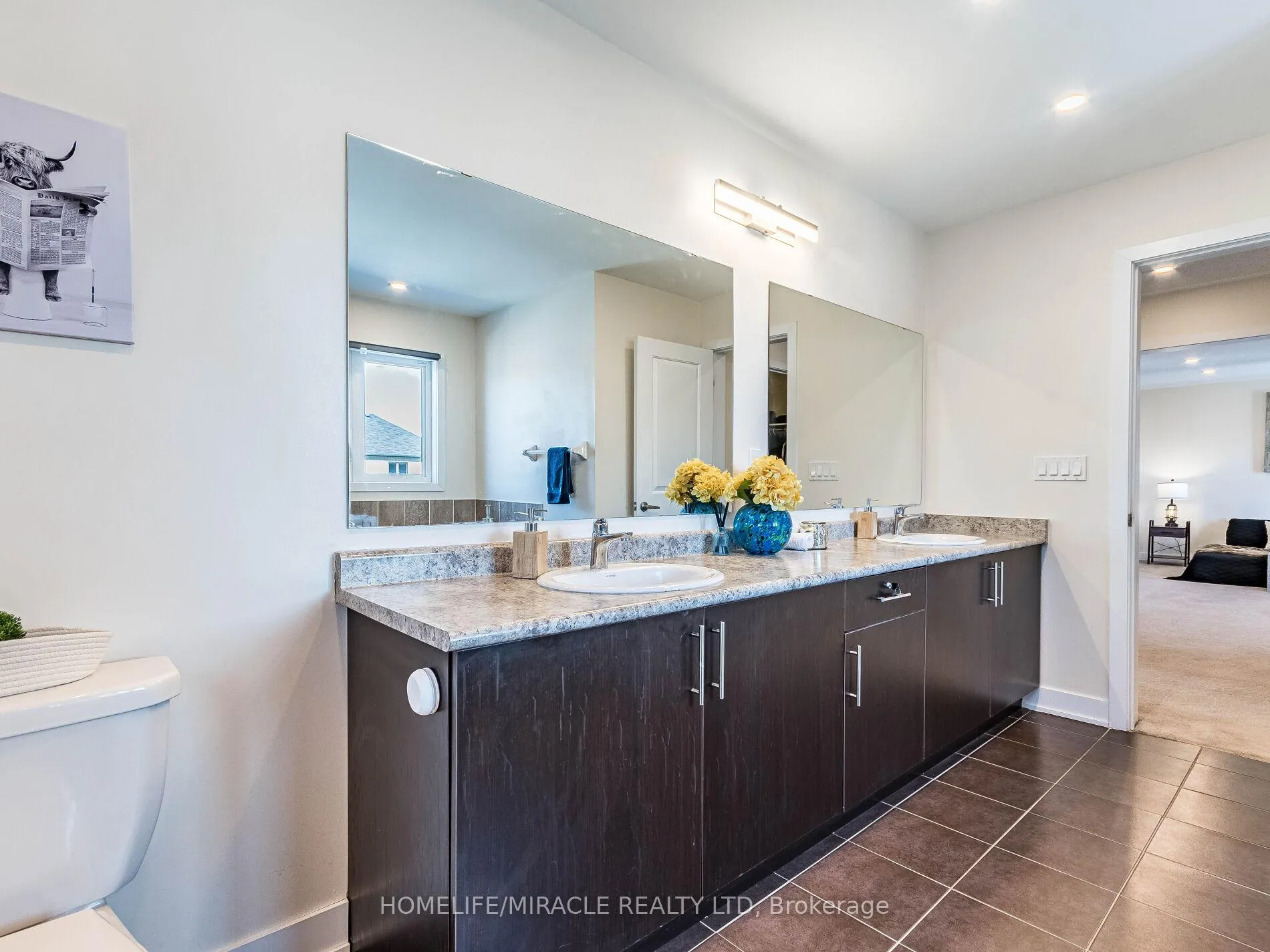 Photo 36 of 10 Buckles Court, Clarington, Newcastle — HOMEH