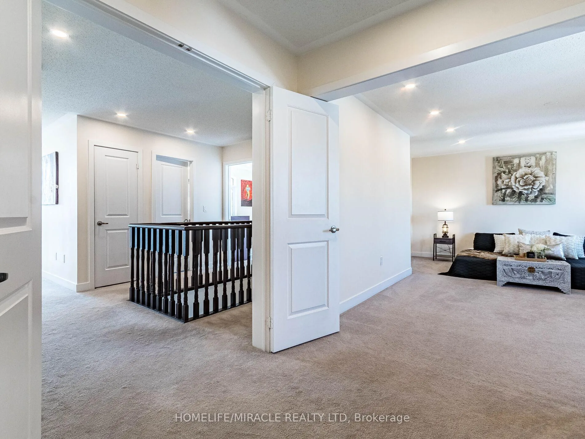 Photo 39 of 10 Buckles Court, Clarington, Newcastle — HOMEH