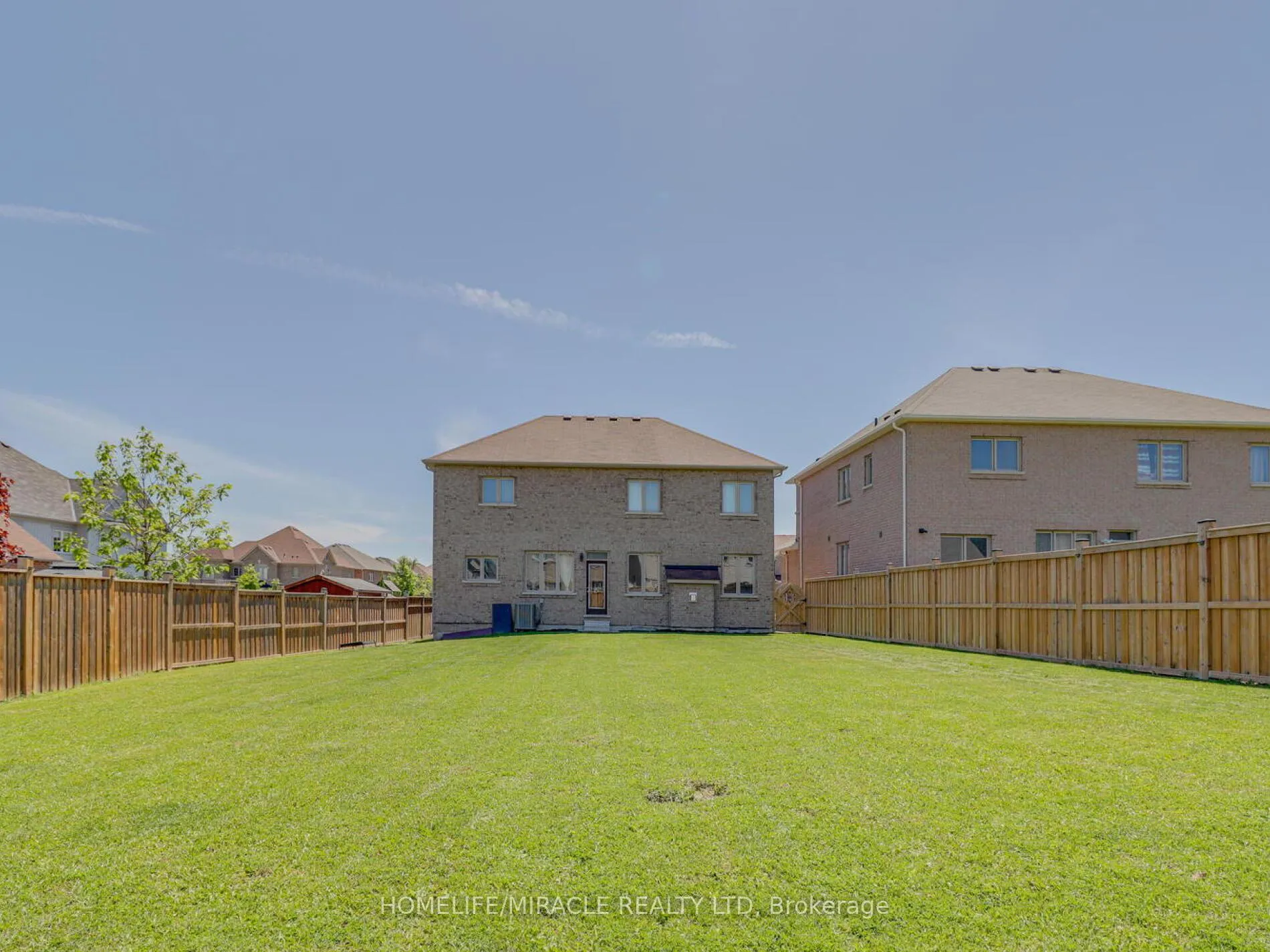 Photo 50 of 10 Buckles Court, Clarington, Newcastle — HOMEH