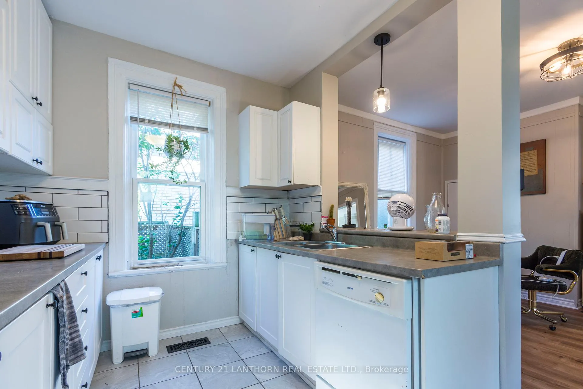 Photo 13 of 53 Crown Street, Quinte West, Trenton Ward — HOMEH