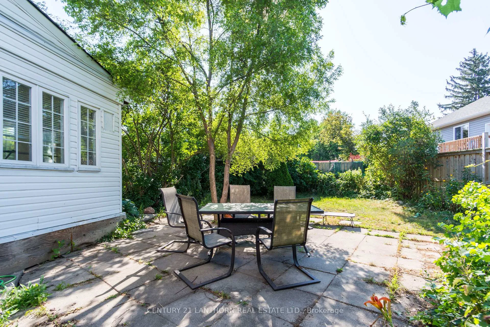 Photo 32 of 53 Crown Street, Quinte West, Trenton Ward — HOMEH