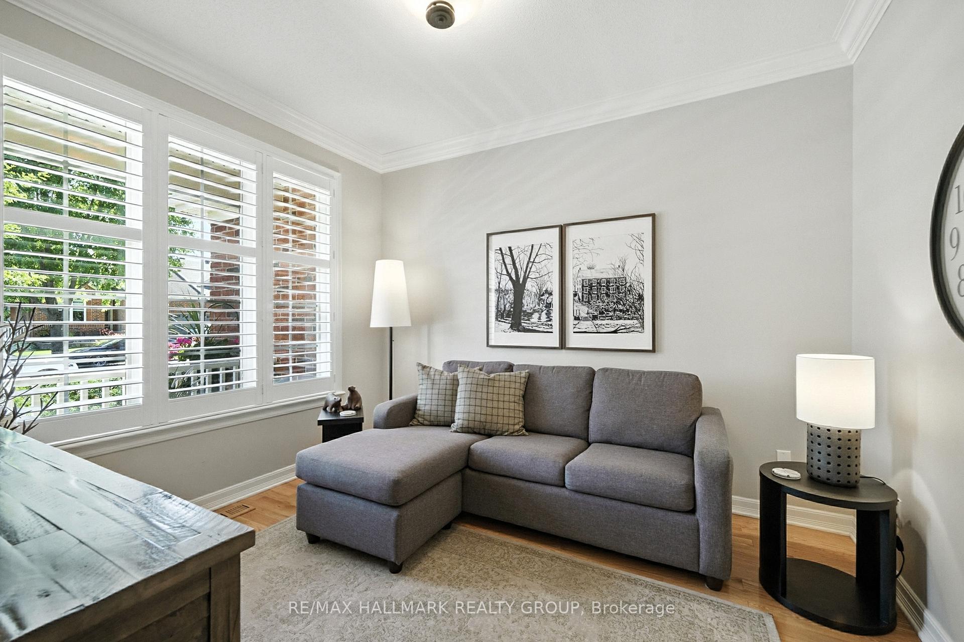 Photo 5 of 261 Cairnsmore Circle, Ottawa, Barrhaven - Stonebridge — HOMEH