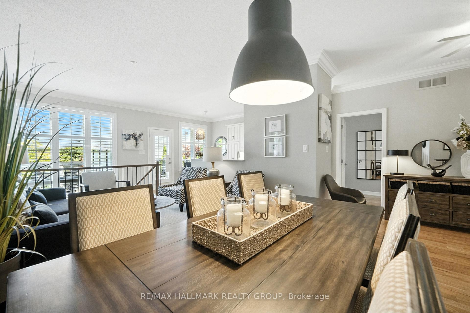 Photo 10 of 261 Cairnsmore Circle, Ottawa, Barrhaven - Stonebridge — HOMEH