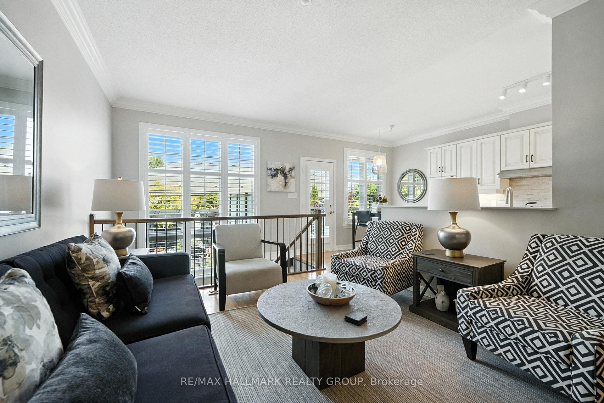 Photo 12 of 261 Cairnsmore Circle, Ottawa, Barrhaven - Stonebridge — HOMEH