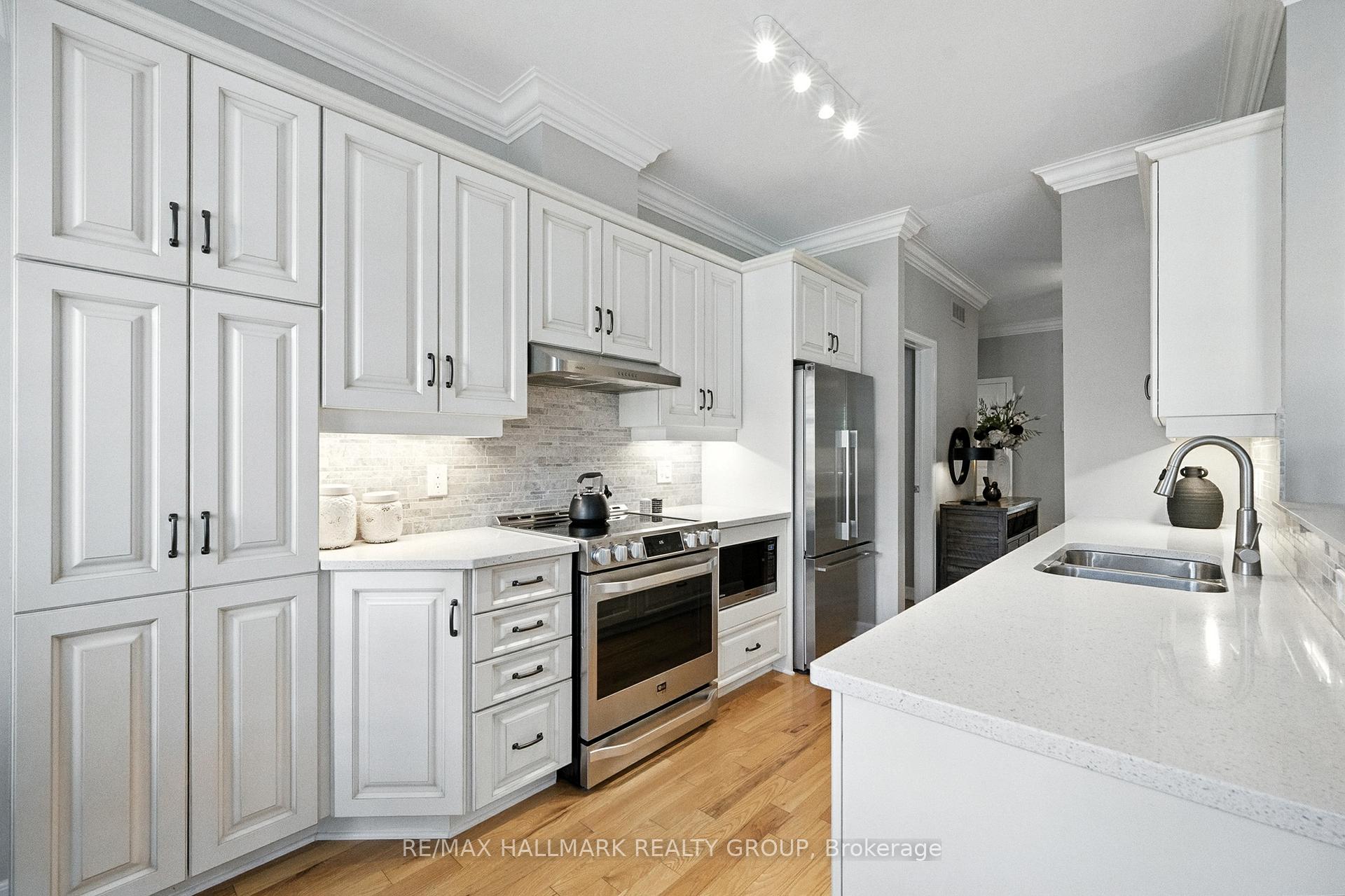 Photo 15 of 261 Cairnsmore Circle, Ottawa, Barrhaven - Stonebridge — HOMEH
