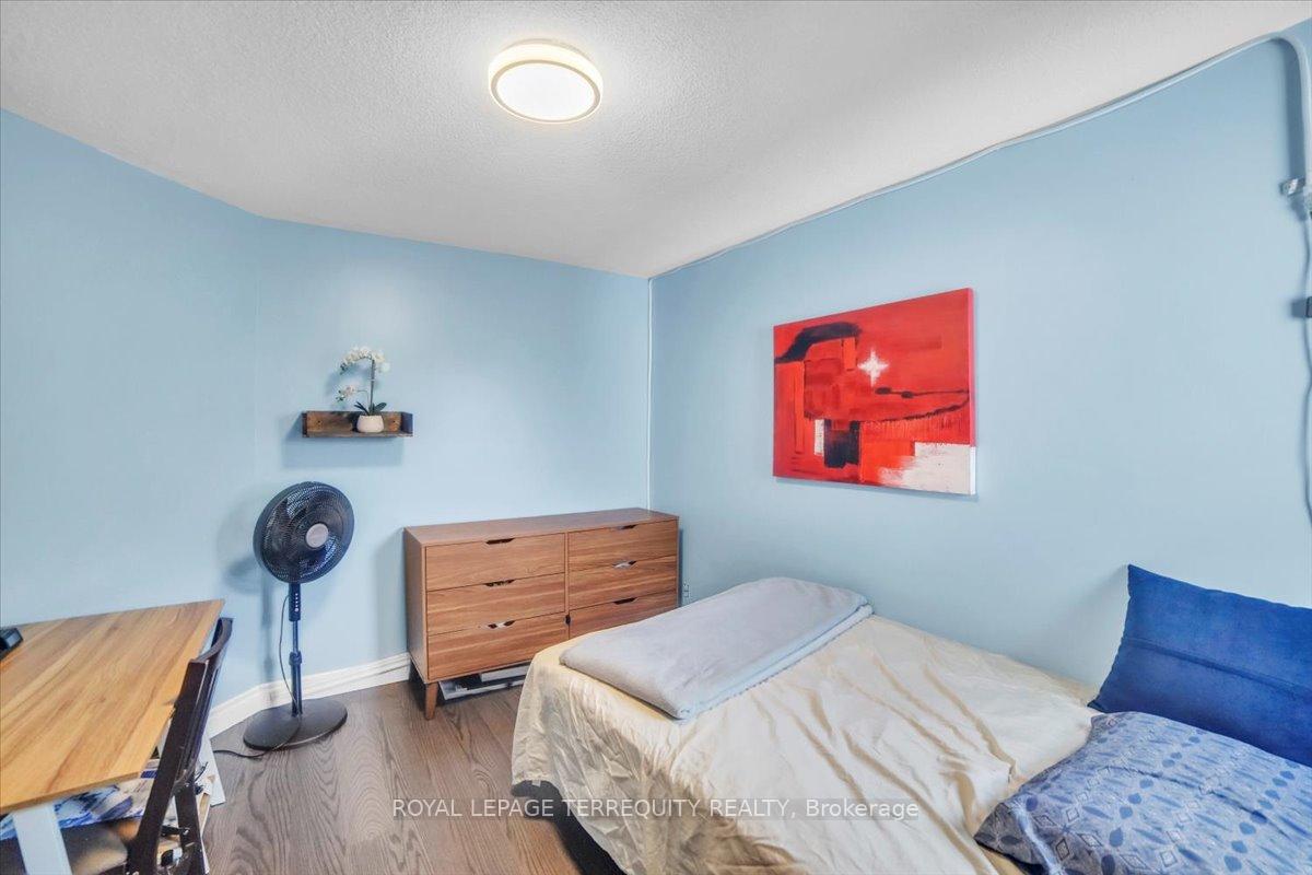Photo 18 of 117 Wilkins Crescent, Clarington, Courtice — HOMEH