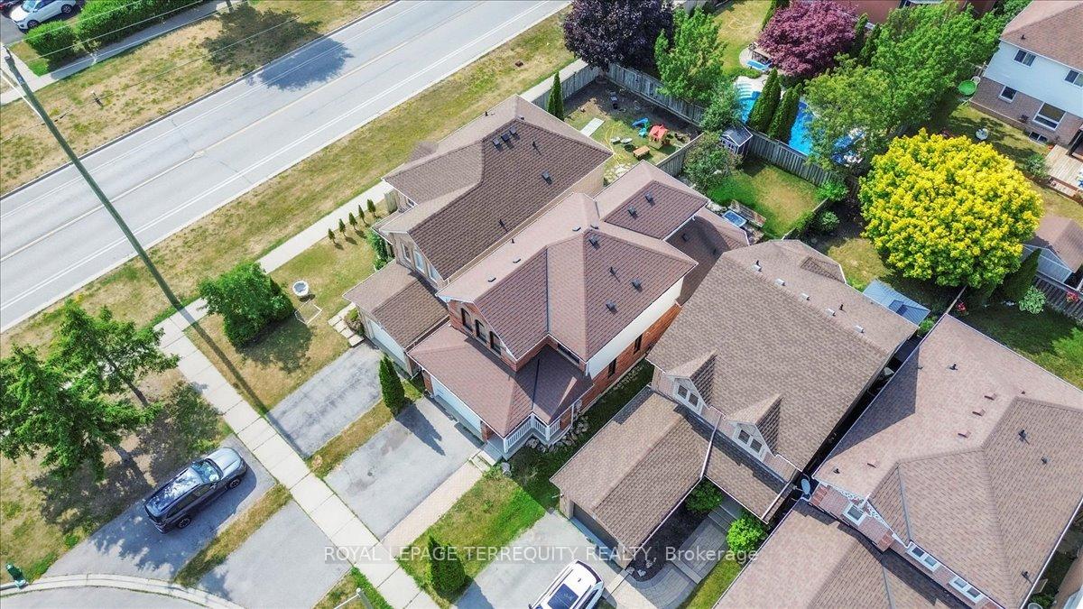 Photo 28 of 117 Wilkins Crescent, Clarington, Courtice — HOMEH